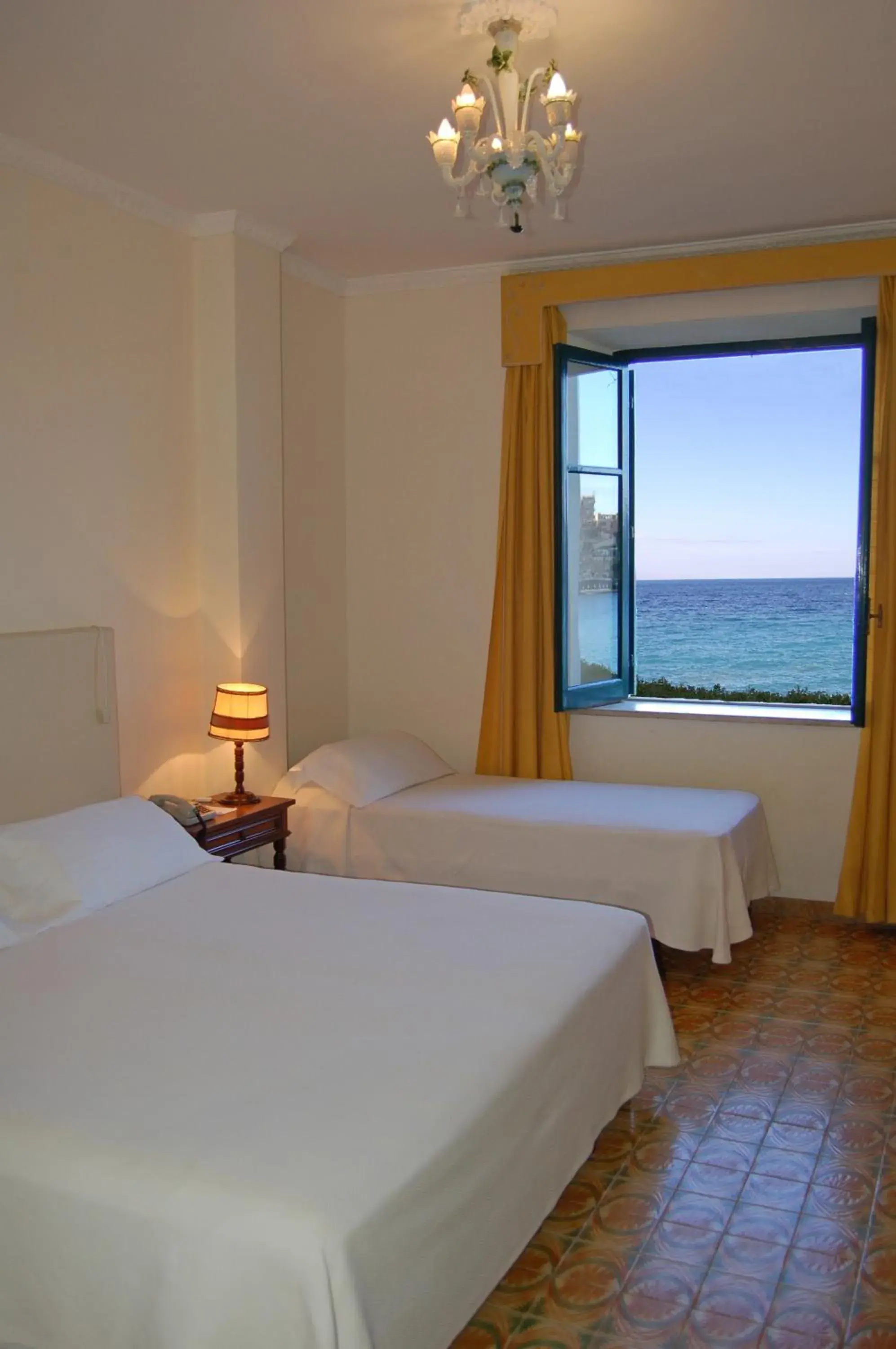 Bedroom, Bed in Hotel Lido Mediterranee Bedroom, Bed in Hotel Lido Mediterranee