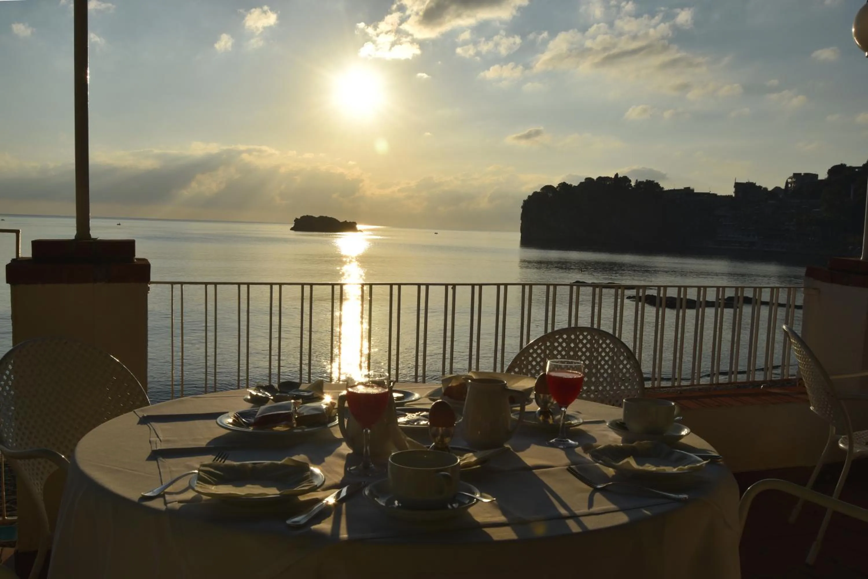 Restaurant/places to eat in Hotel Lido Mediterranee