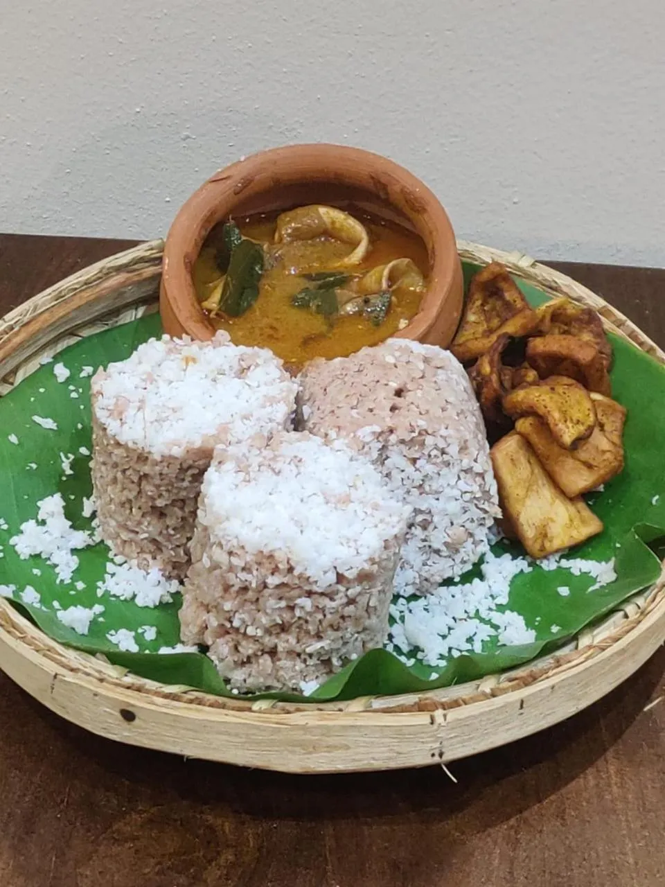 Food and drinks in Anukama Resort