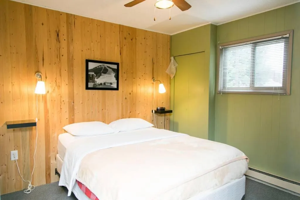 Bed in Lone Star Motel