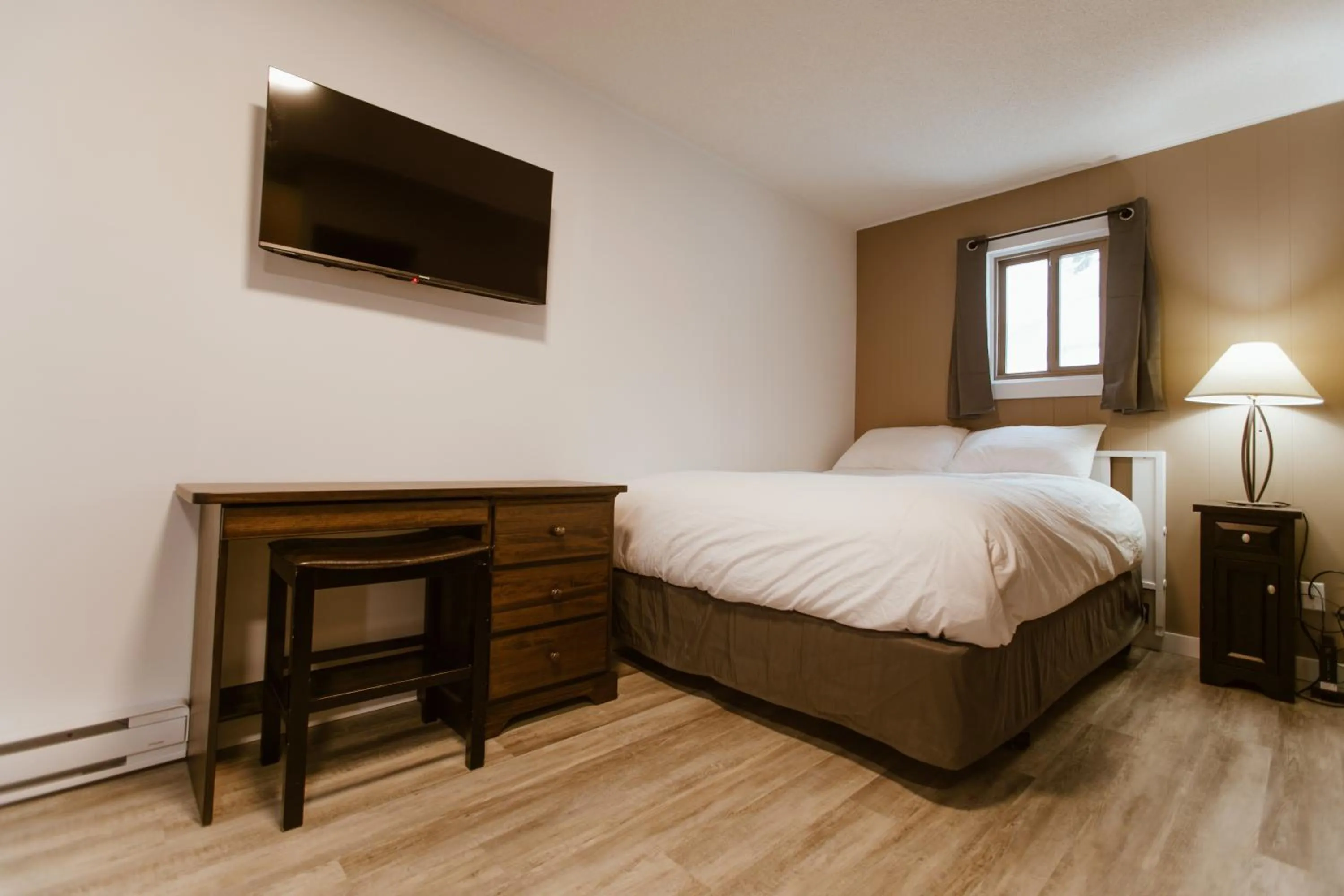 Bed in Lone Star Motel