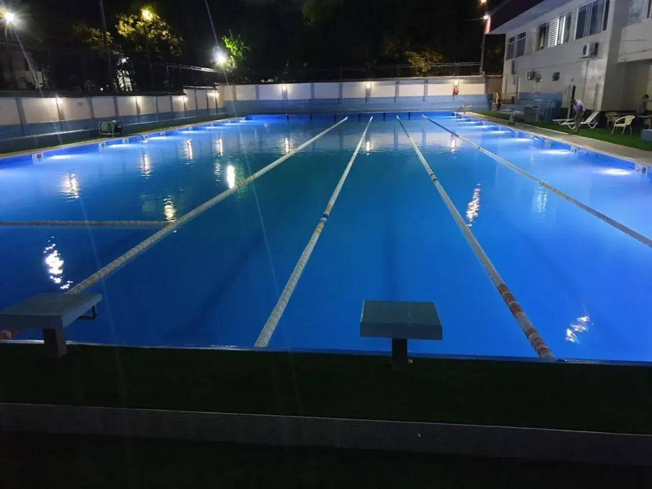 Large Double Room - single occupancy in Grand Avenue Hotel Large Double Room - single occupancy in Grand Avenue Hotel