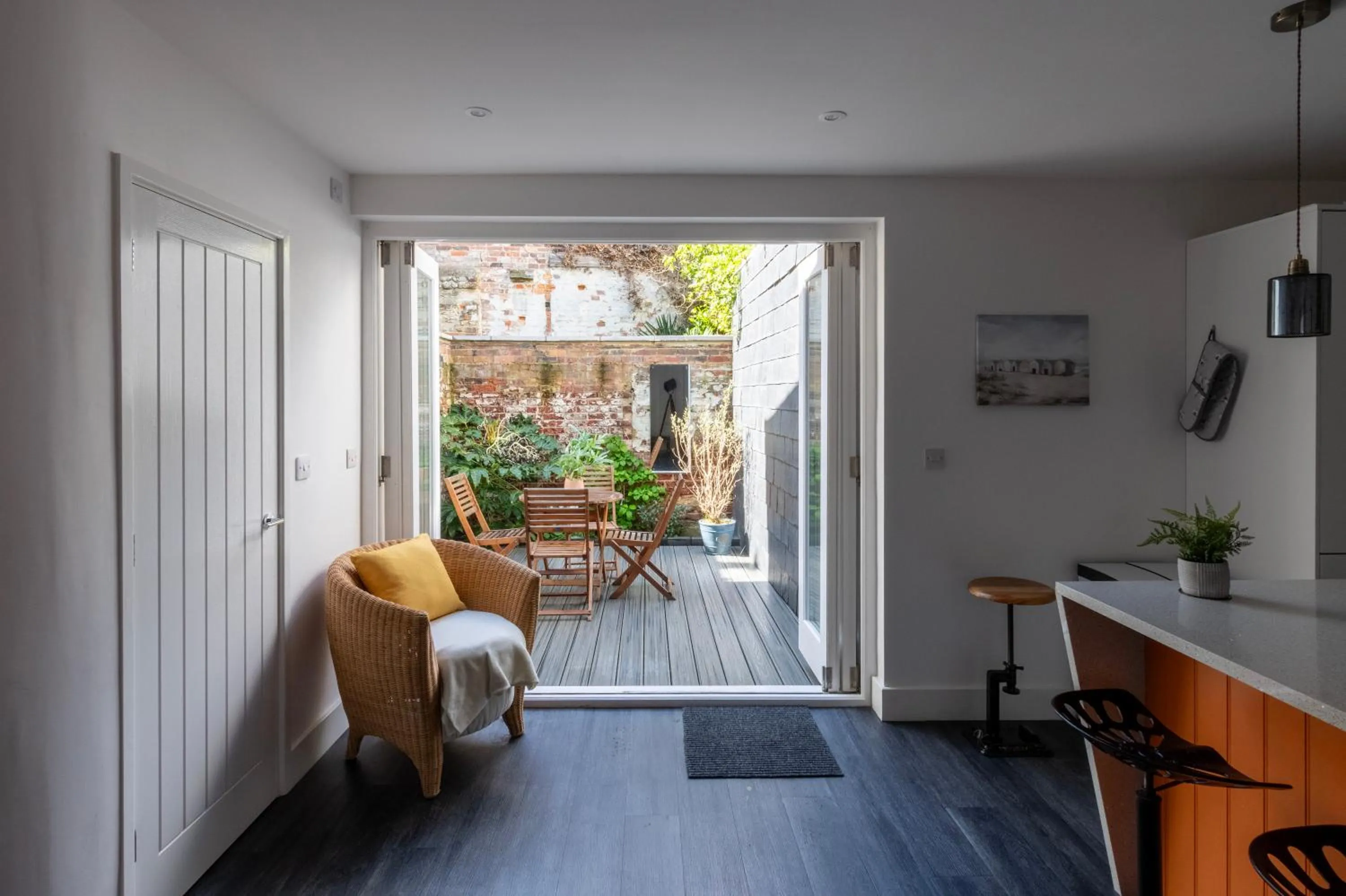 Patio in King's Head Cottage