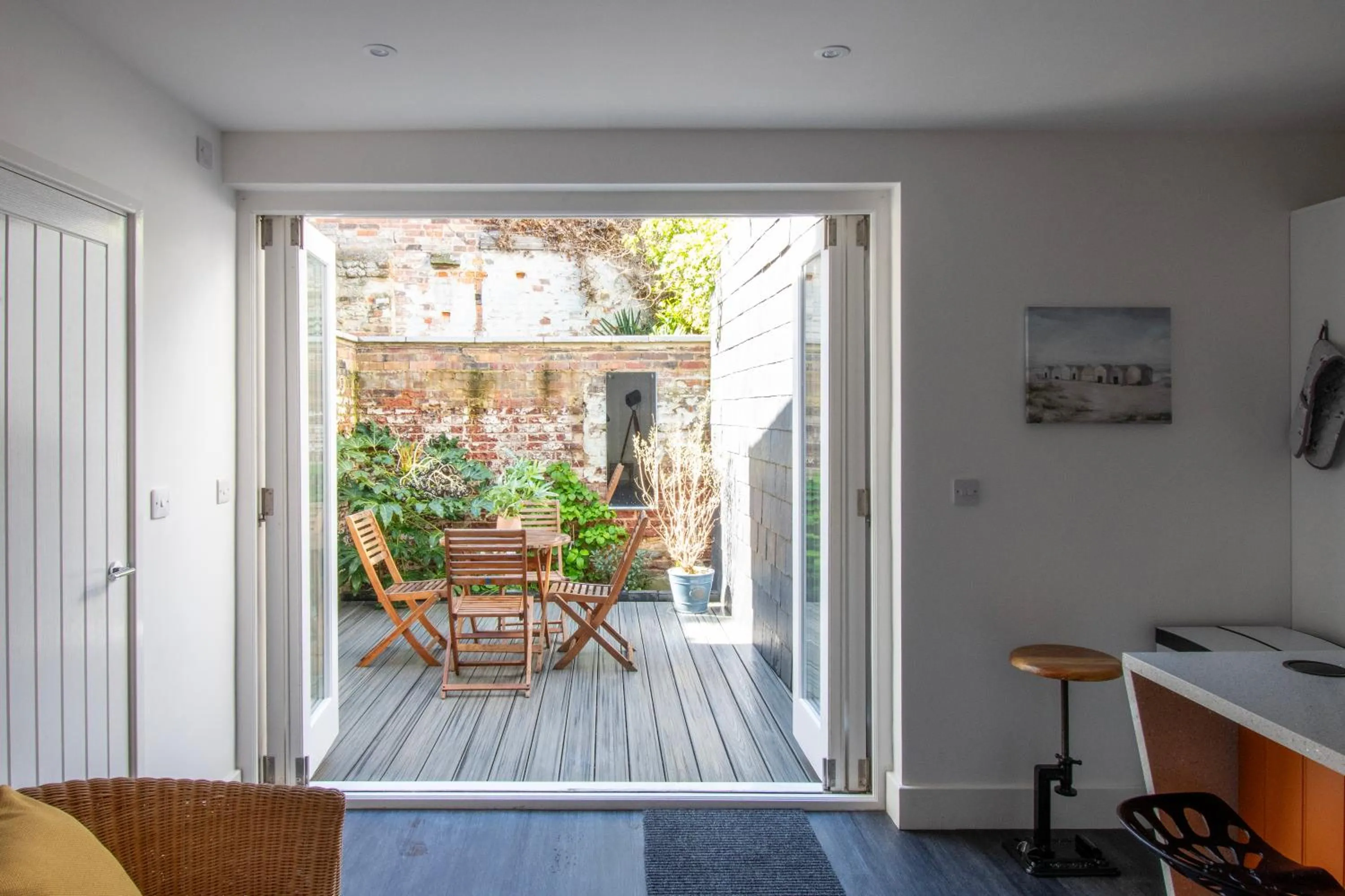 Patio in King's Head Cottage