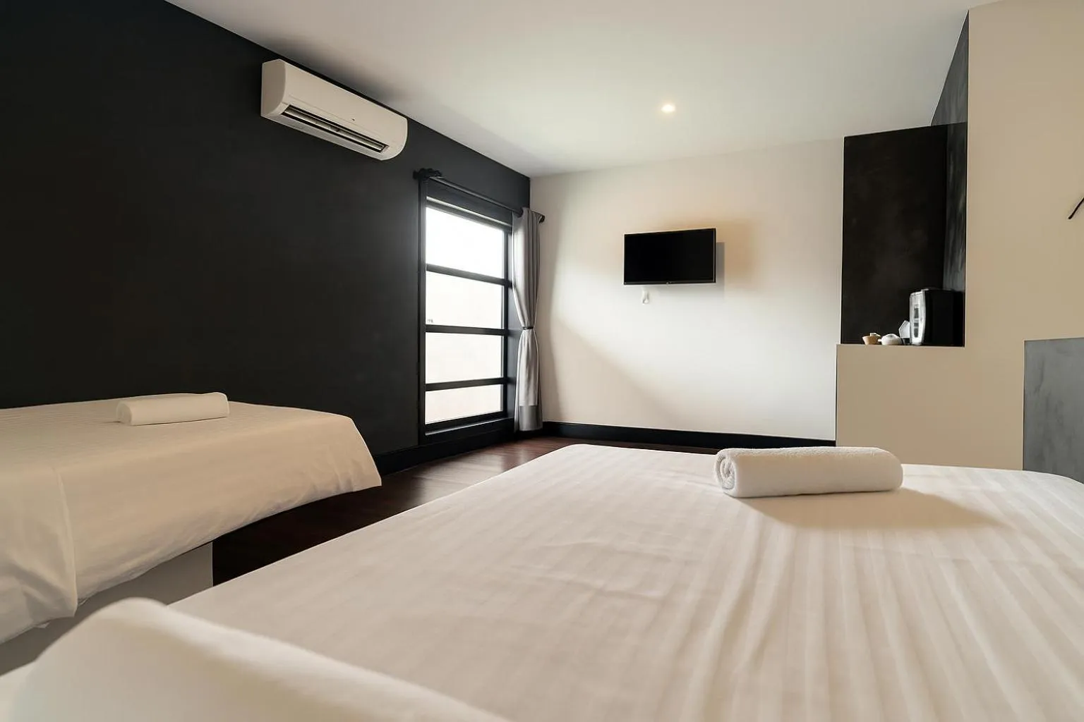 Bedroom, Bed in Prana Hotel