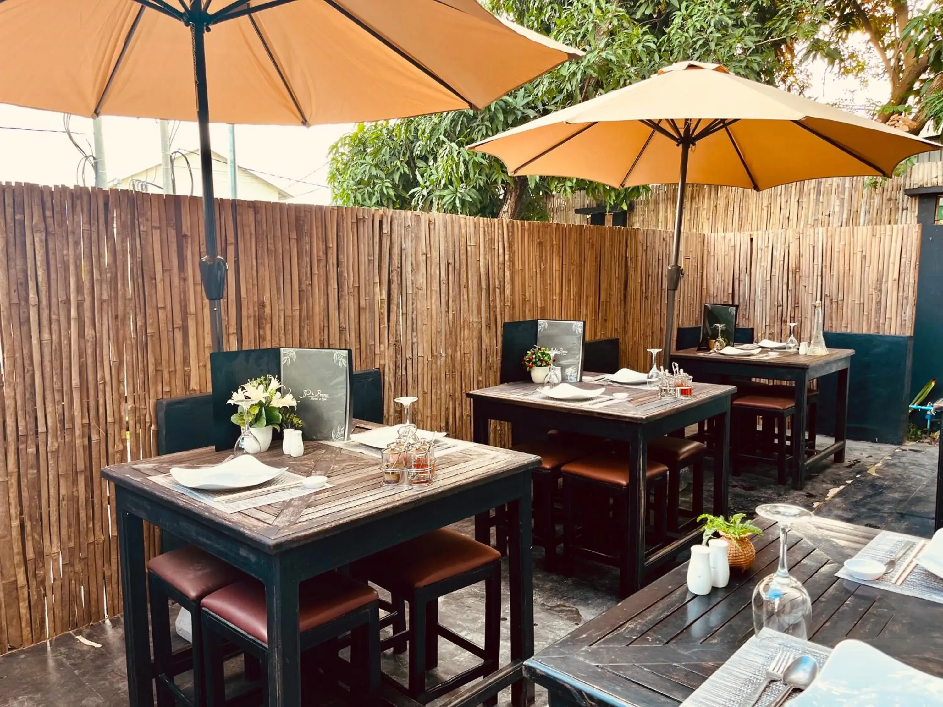 Restaurant/places to eat in Prana Hotel Restaurant/places to eat in Prana Hotel