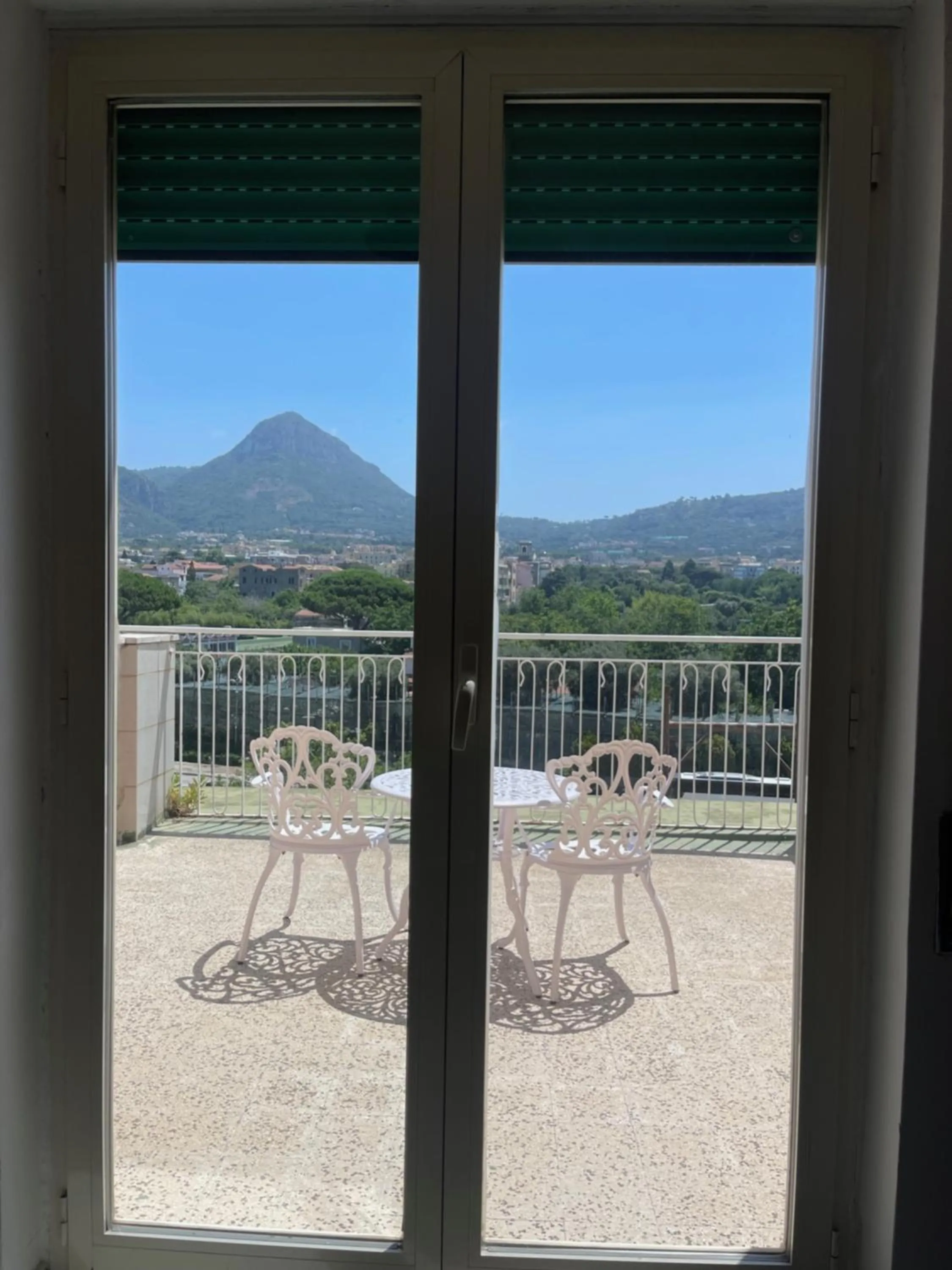 Mountain view in Hotel Klein Wien