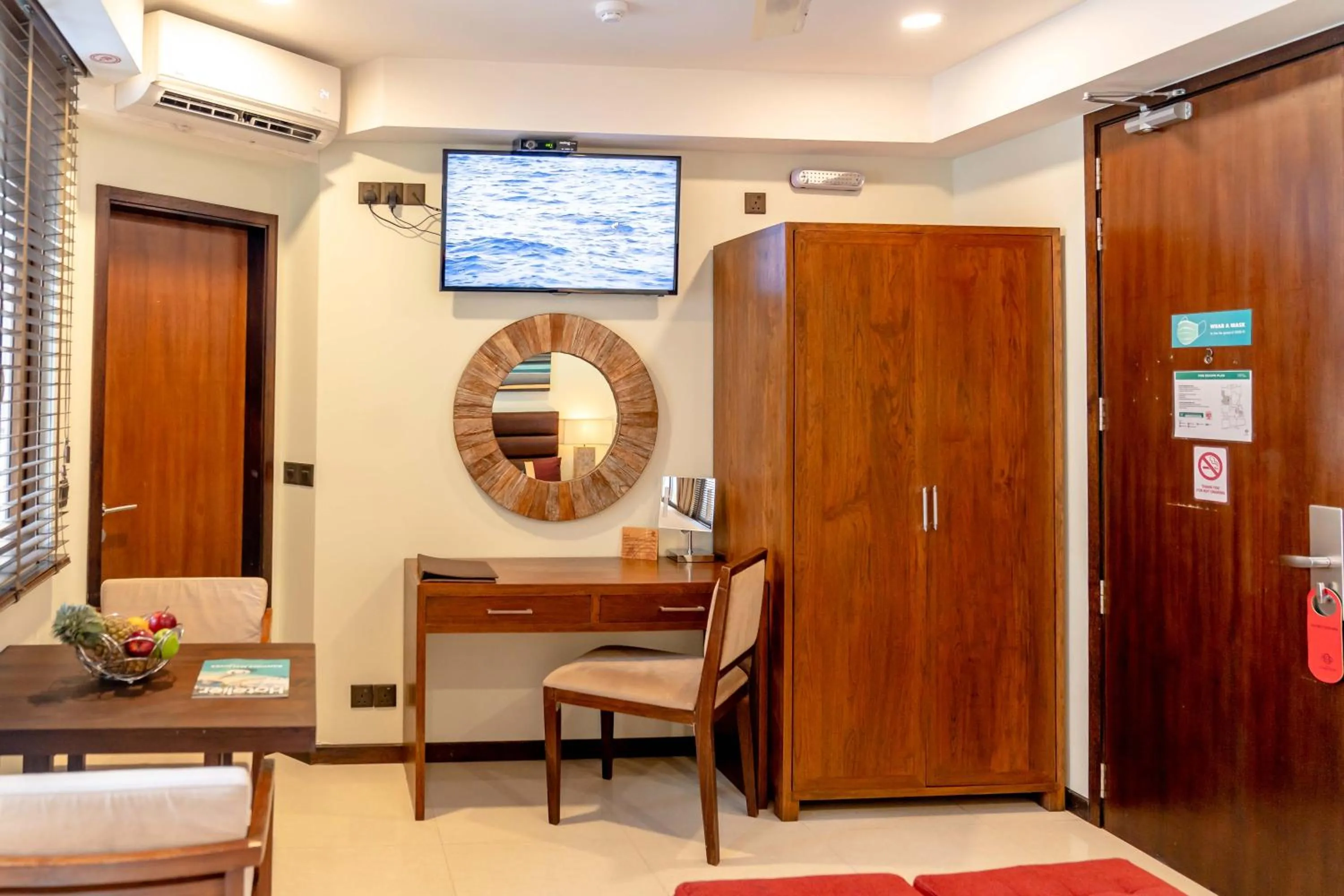 Bed in The Somerset Hotel