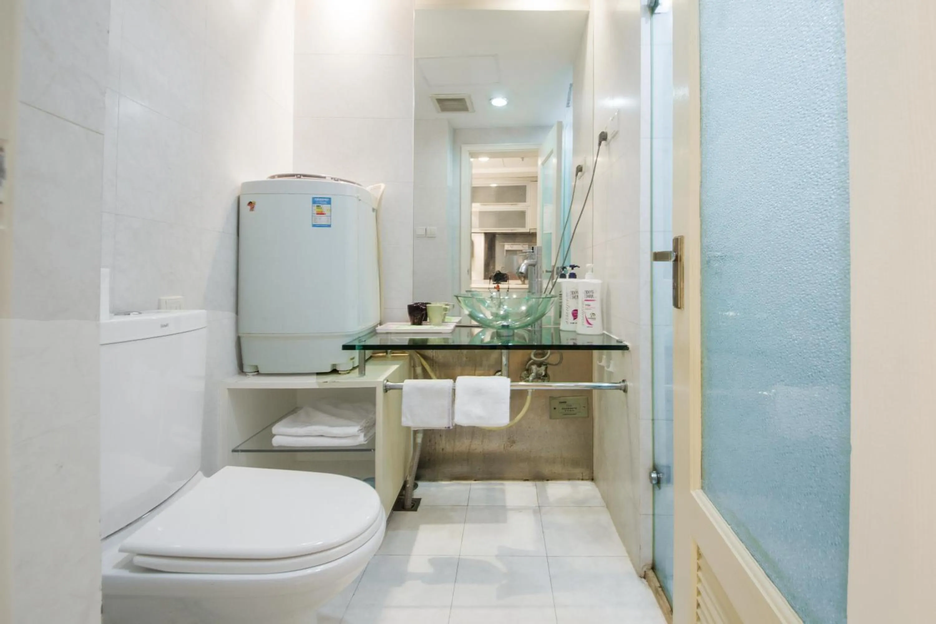 Toilet in Shanghai Jiarong Hotel Apartment