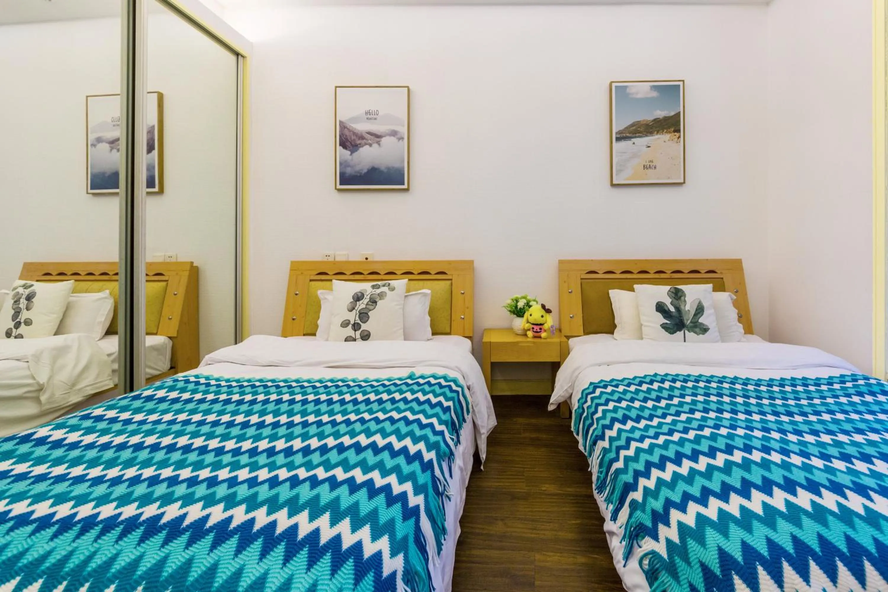 Bed in Shanghai Jiarong Hotel Apartment