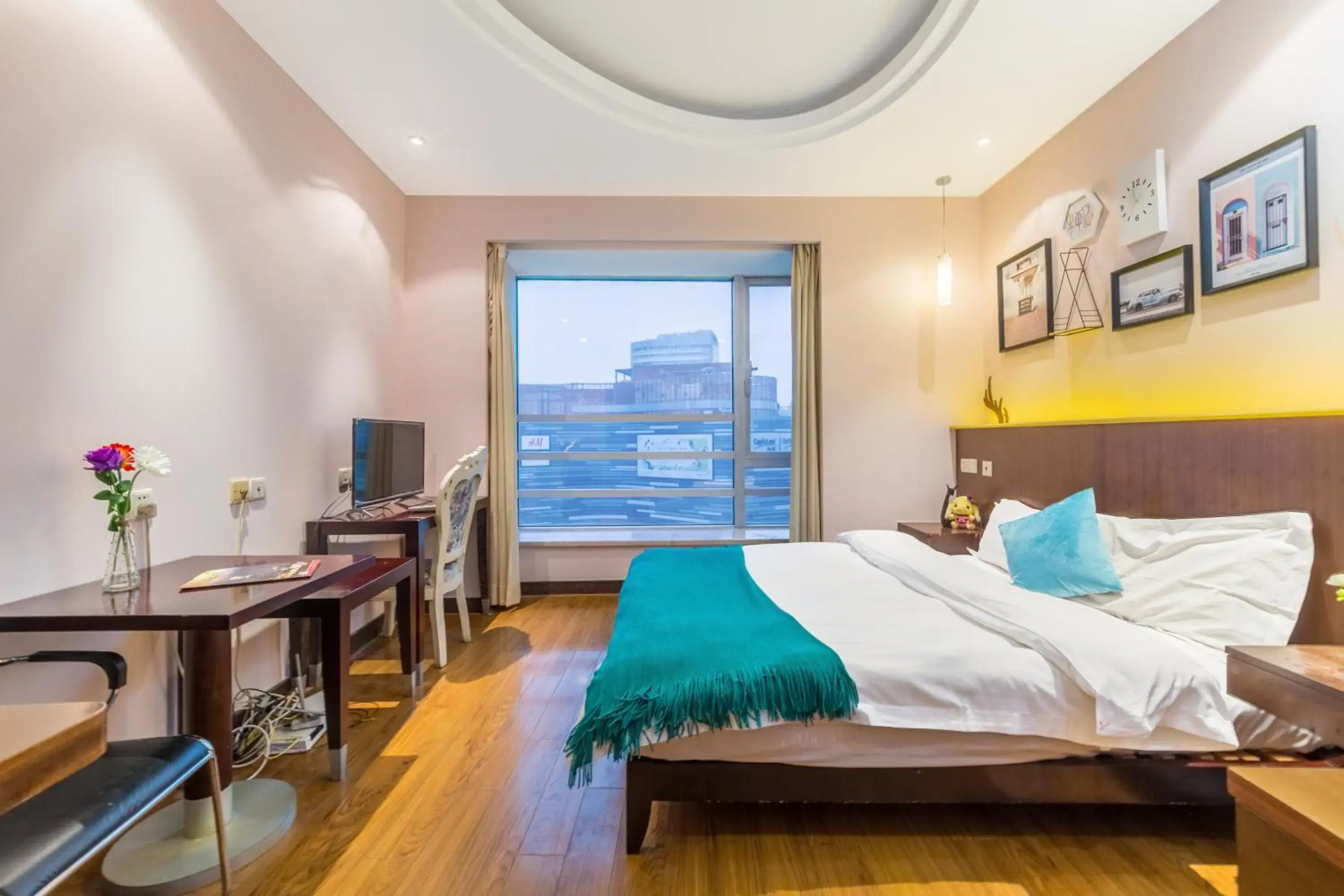 Photo of the whole room, Bed in Shanghai Jiarong Hotel Apartment Photo of the whole room, Bed in Shanghai Jiarong Hotel Apartment