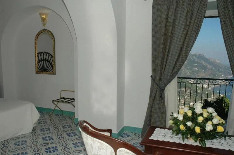 Seating area, Bed in Hotel Parsifal - Antico Convento del 1288