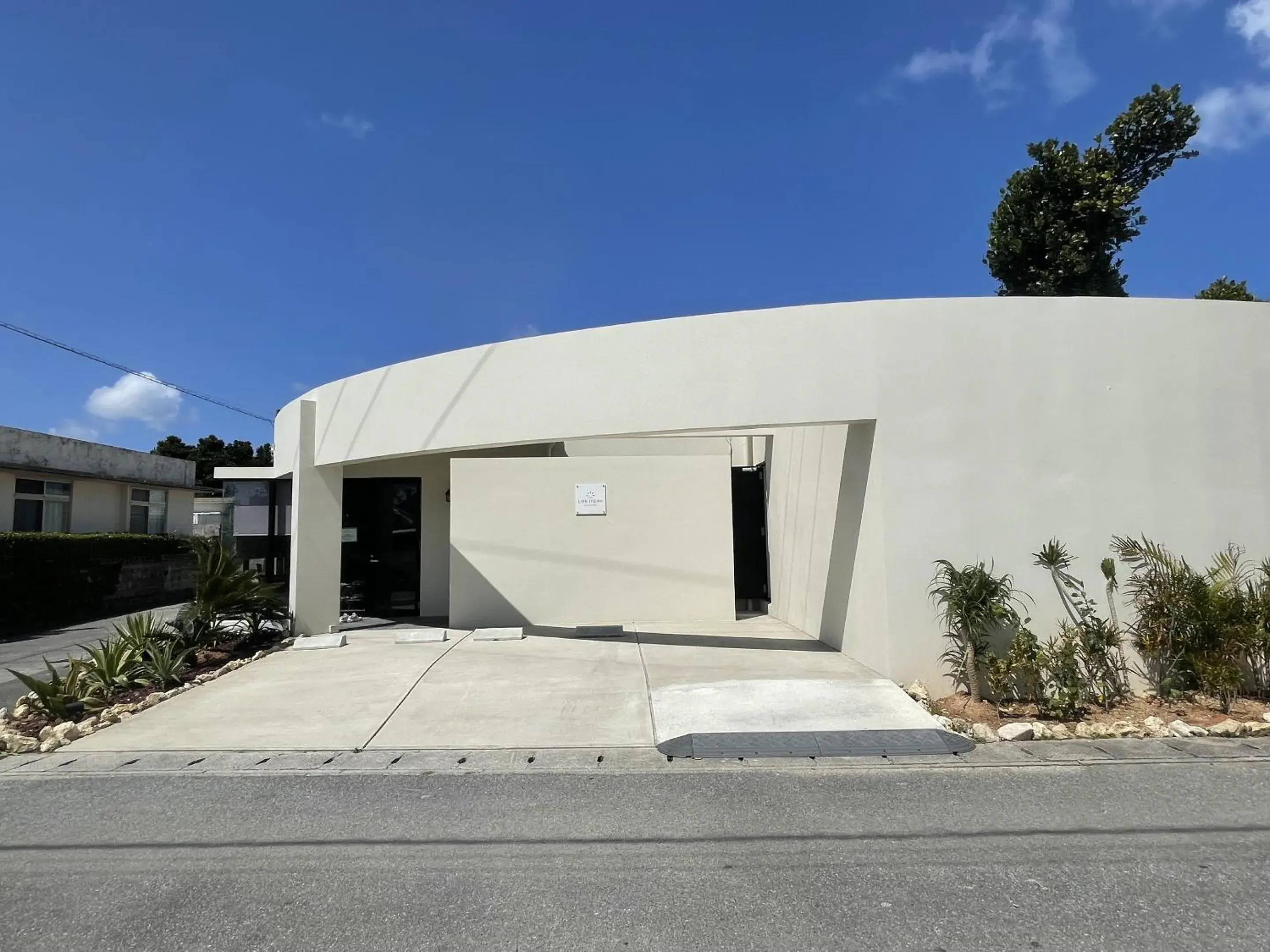 Property building in villa LIFE INDAH sumuide Property building in villa LIFE INDAH sumuide