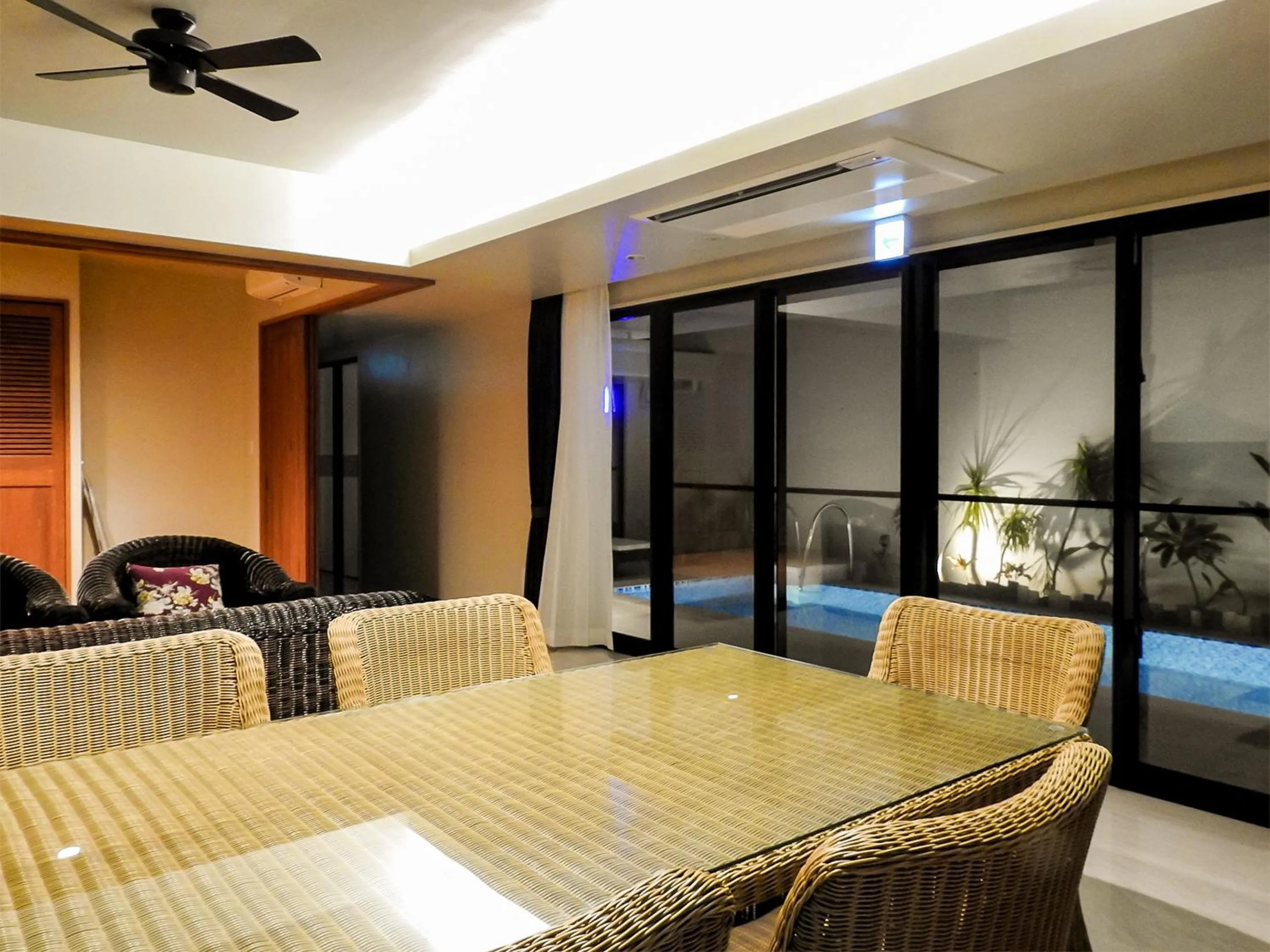 Living room in villa LIFE INDAH sumuide