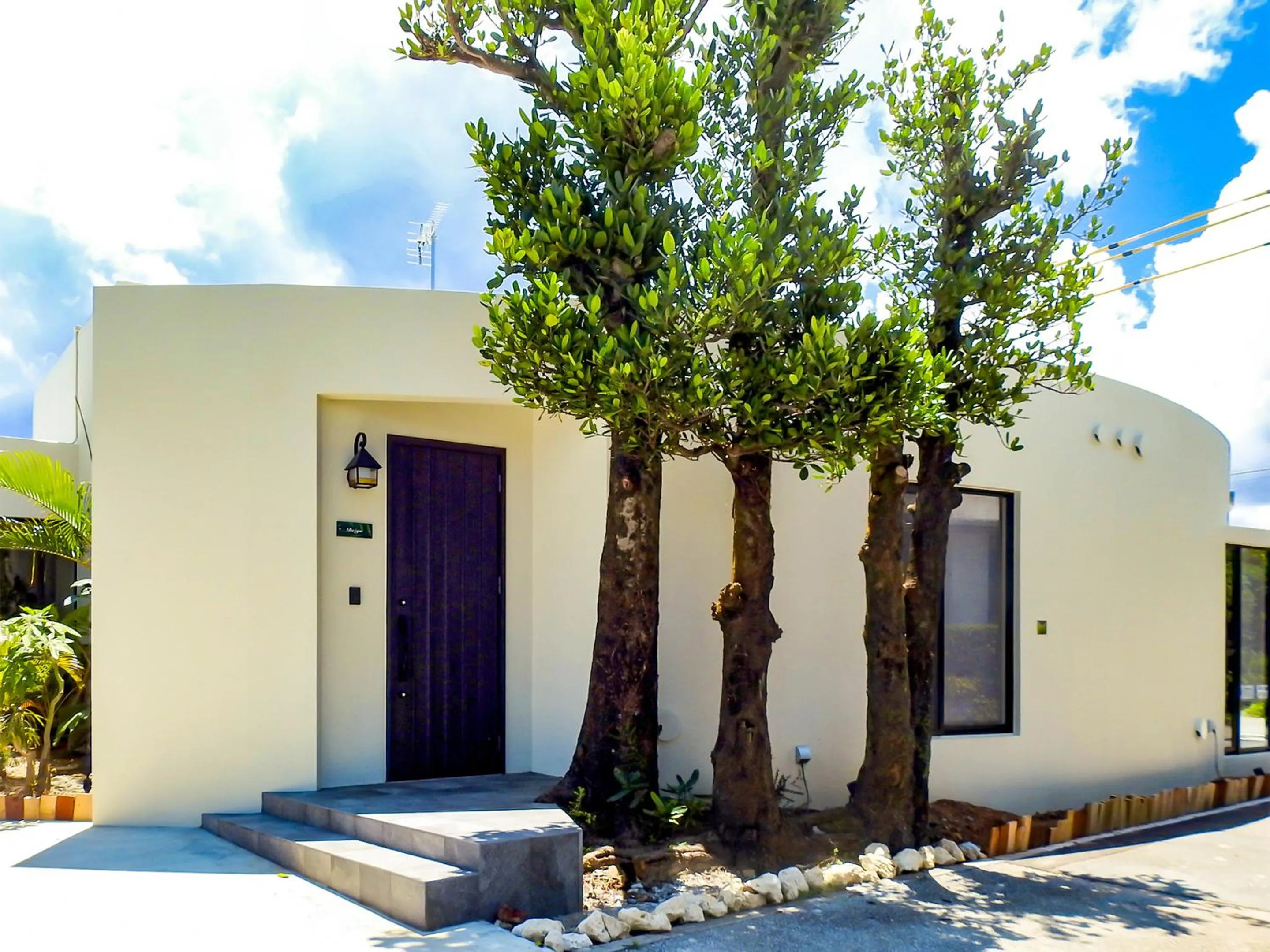 Property building in villa LIFE INDAH sumuide