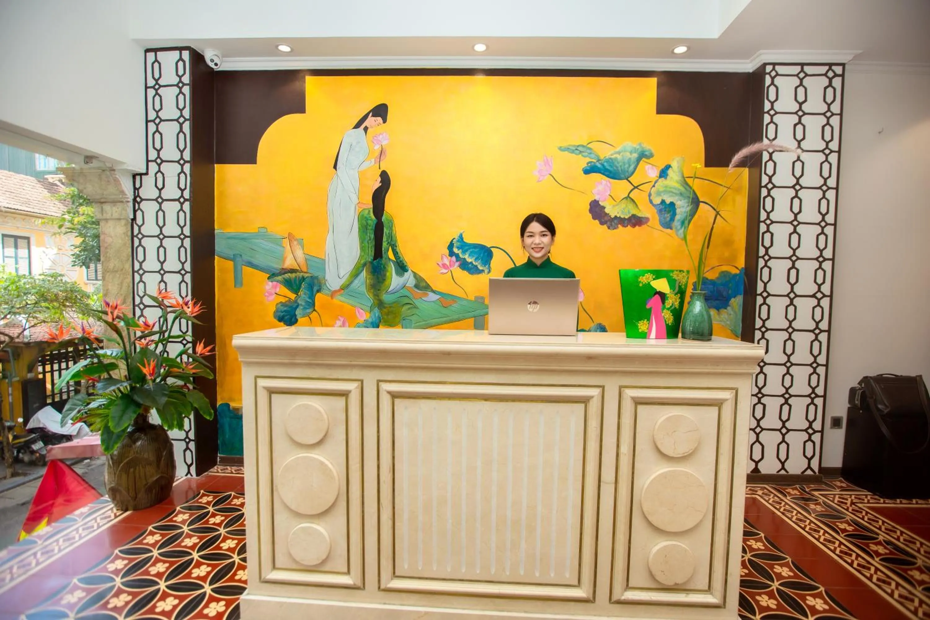 Lobby or reception in Hanoi Center Silk Boutique Hotel & Travel