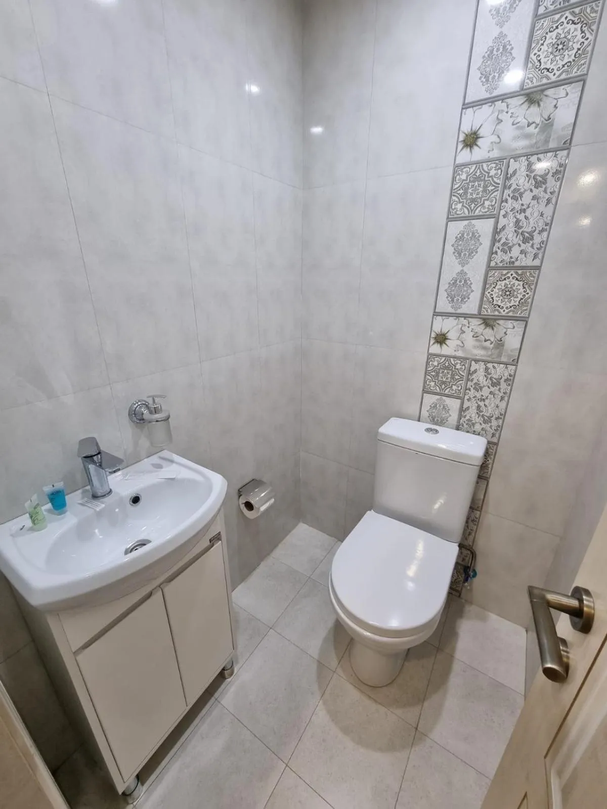 Bathroom in Anga Yerevan Hotel