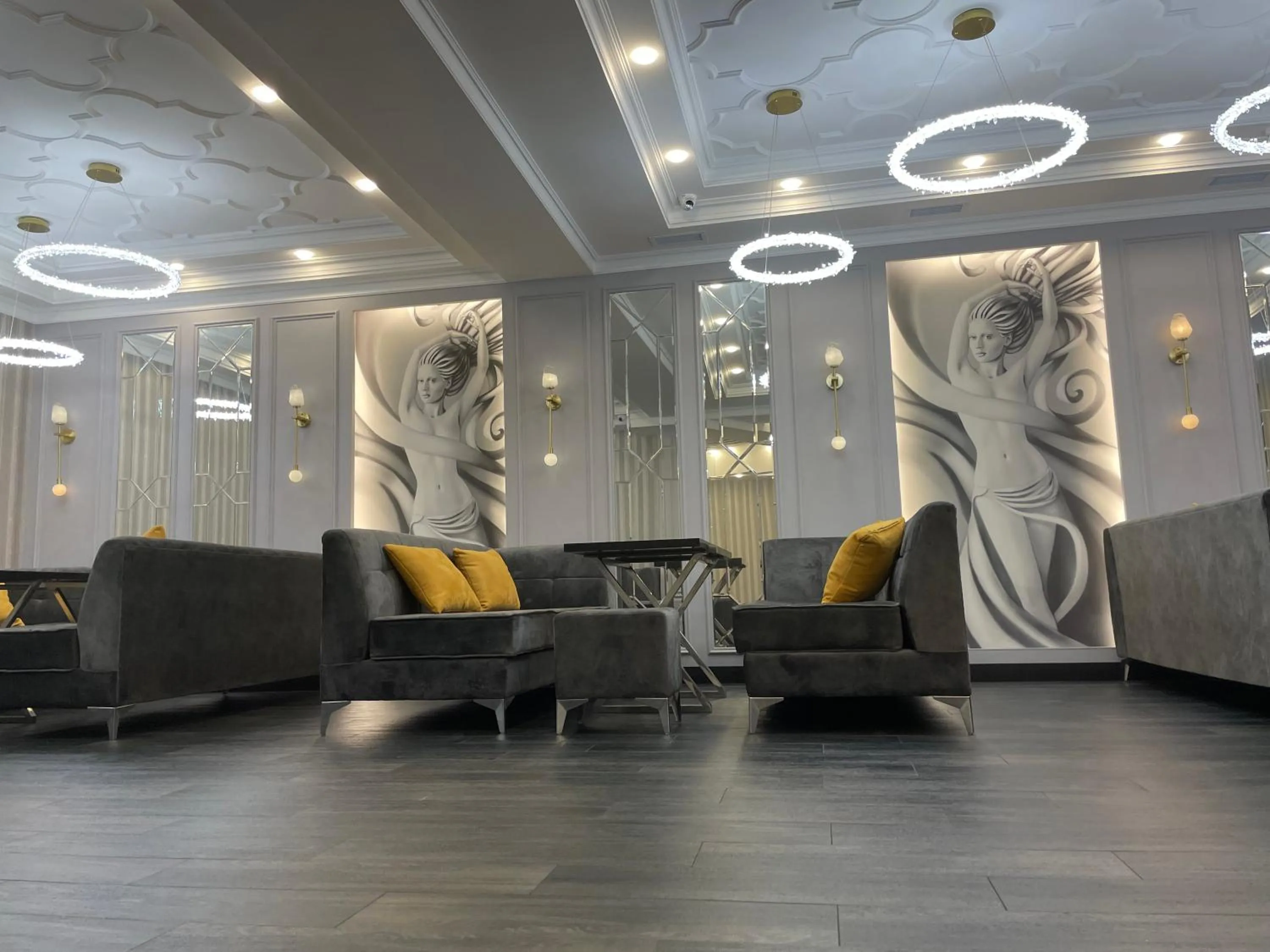 Lounge or bar in Anga Yerevan Hotel