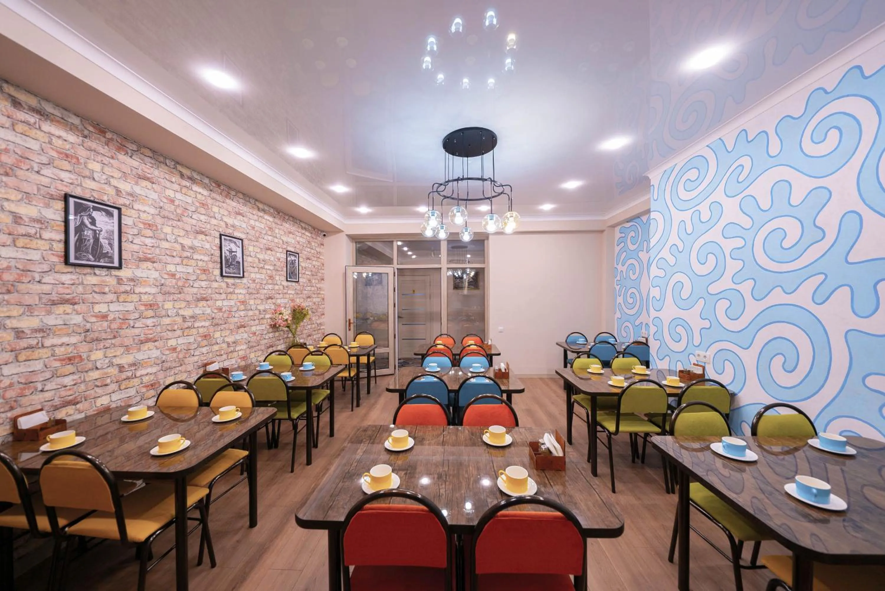 Restaurant/places to eat in Kaganat Hostel