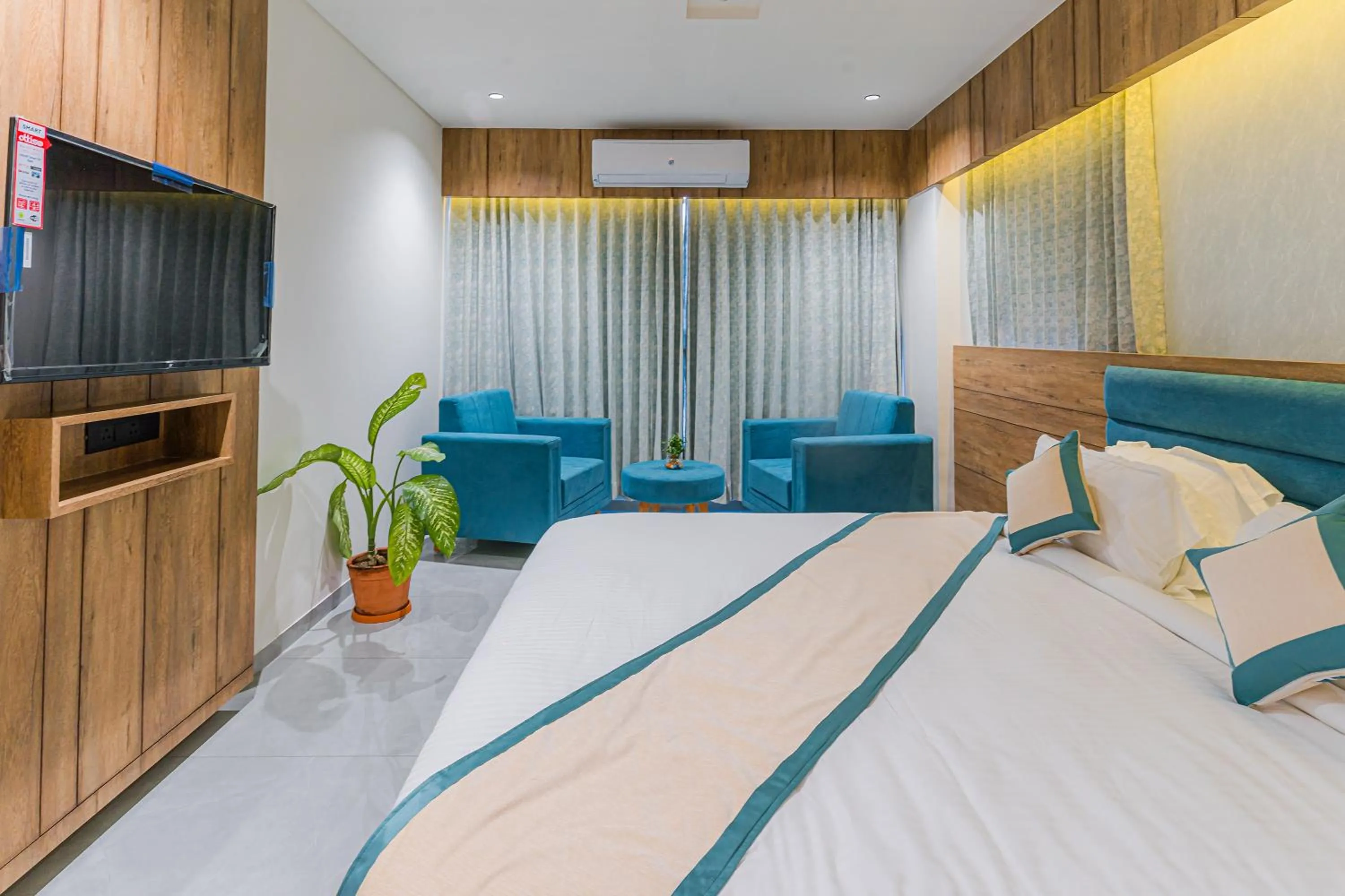 Bed in Hotel The Grand Heaven