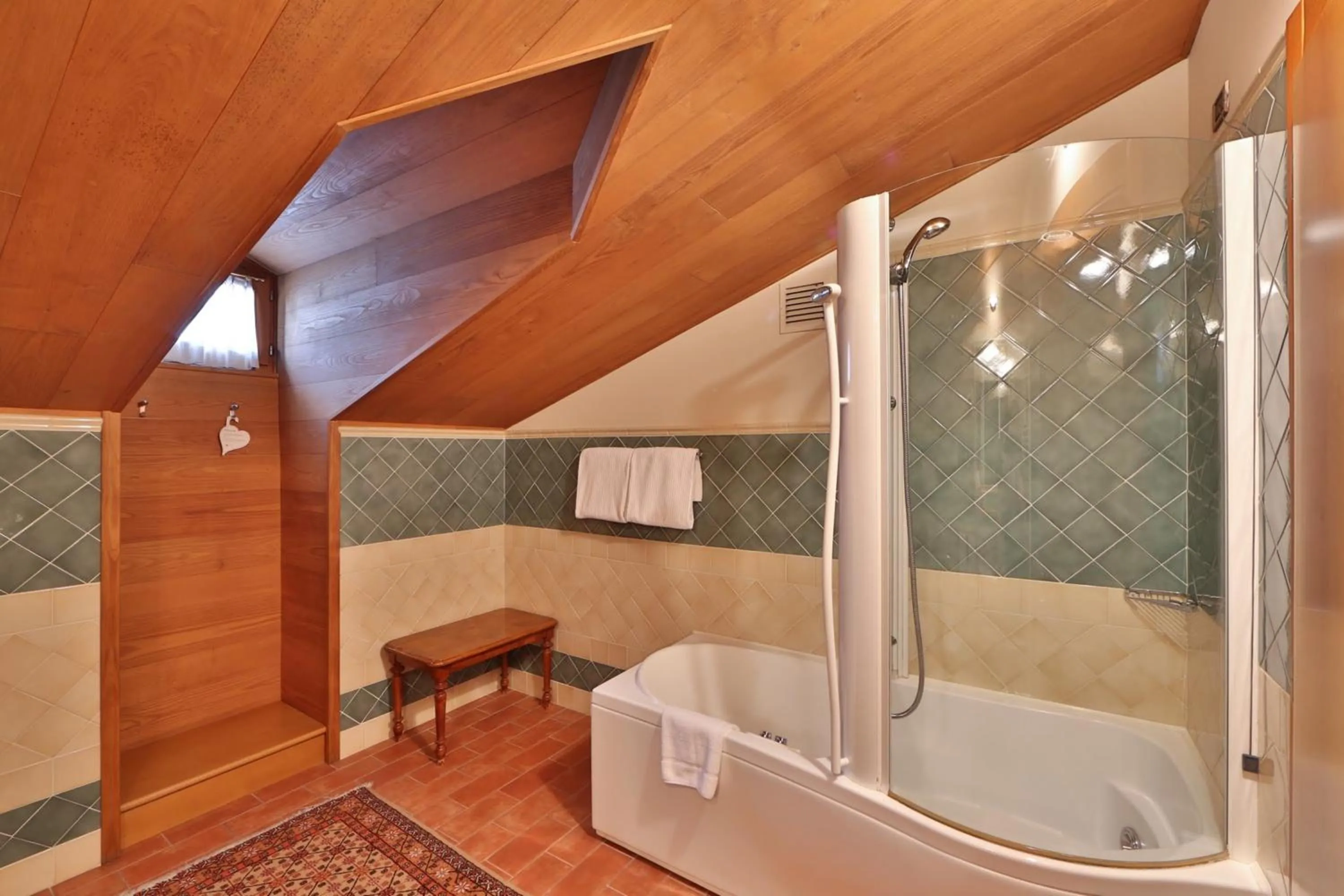 Bathroom in Hotel Canon d'Oro