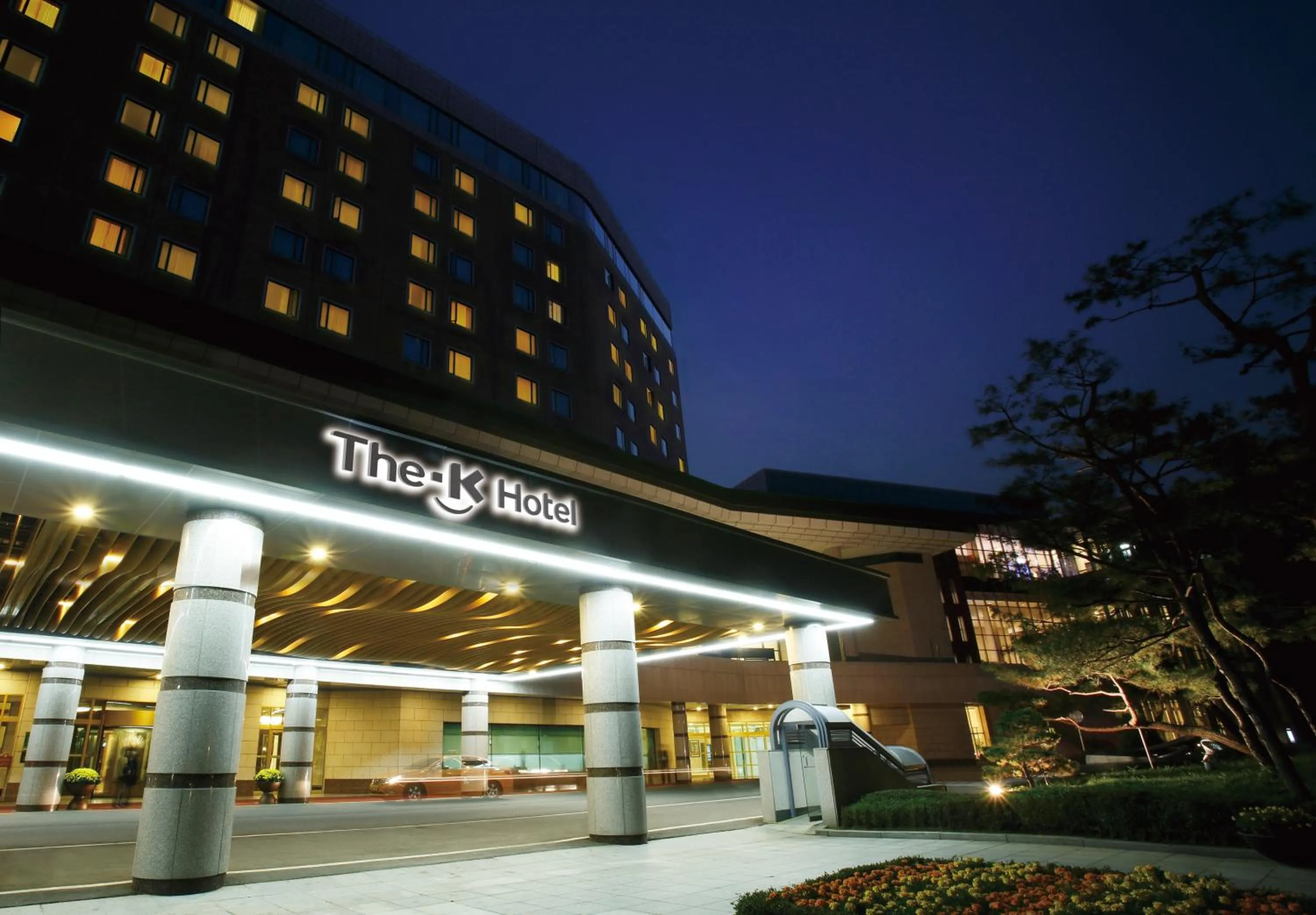 Facade/entrance in The-K Hotel Seoul