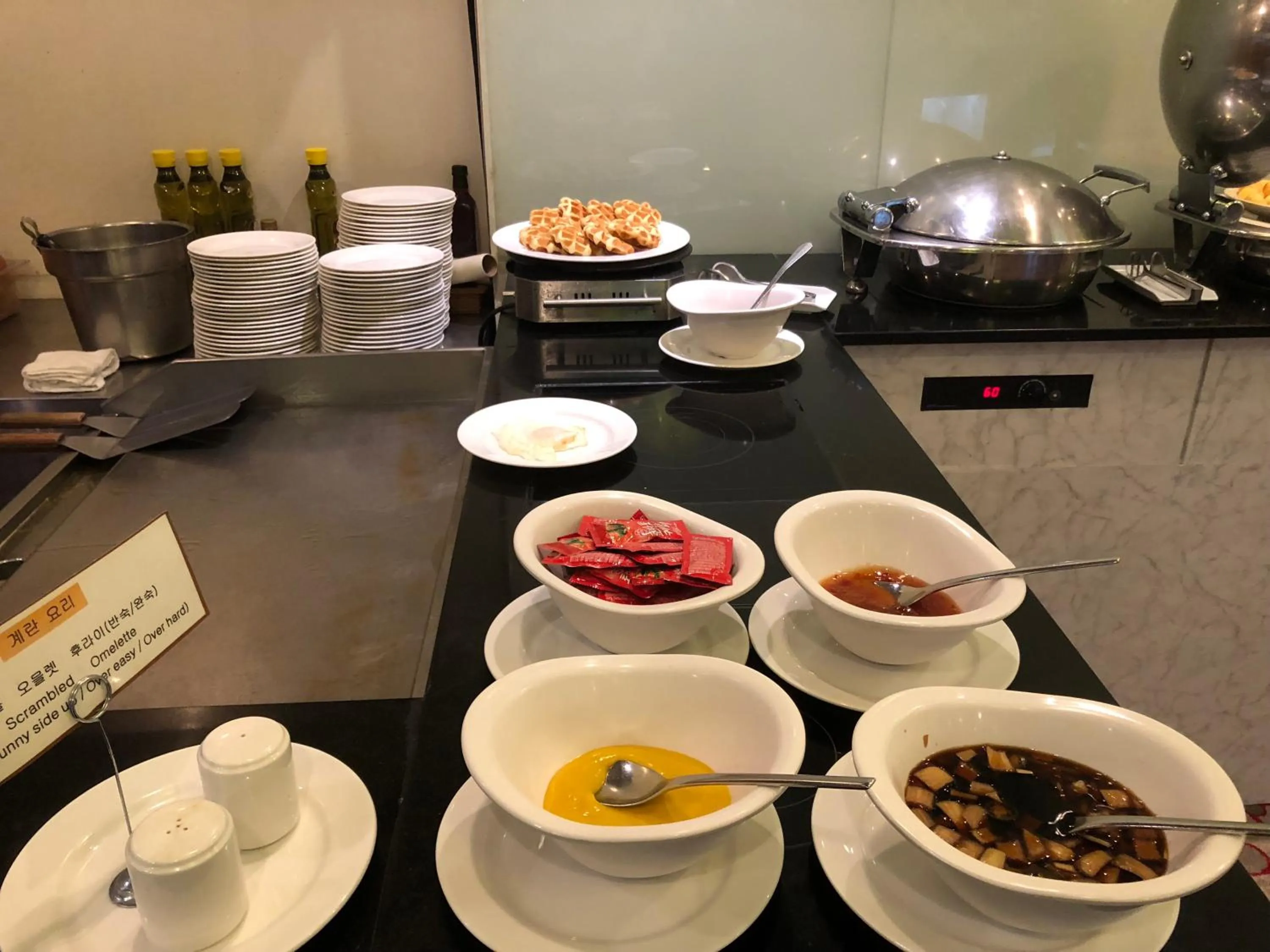Buffet breakfast in The-K Hotel Seoul