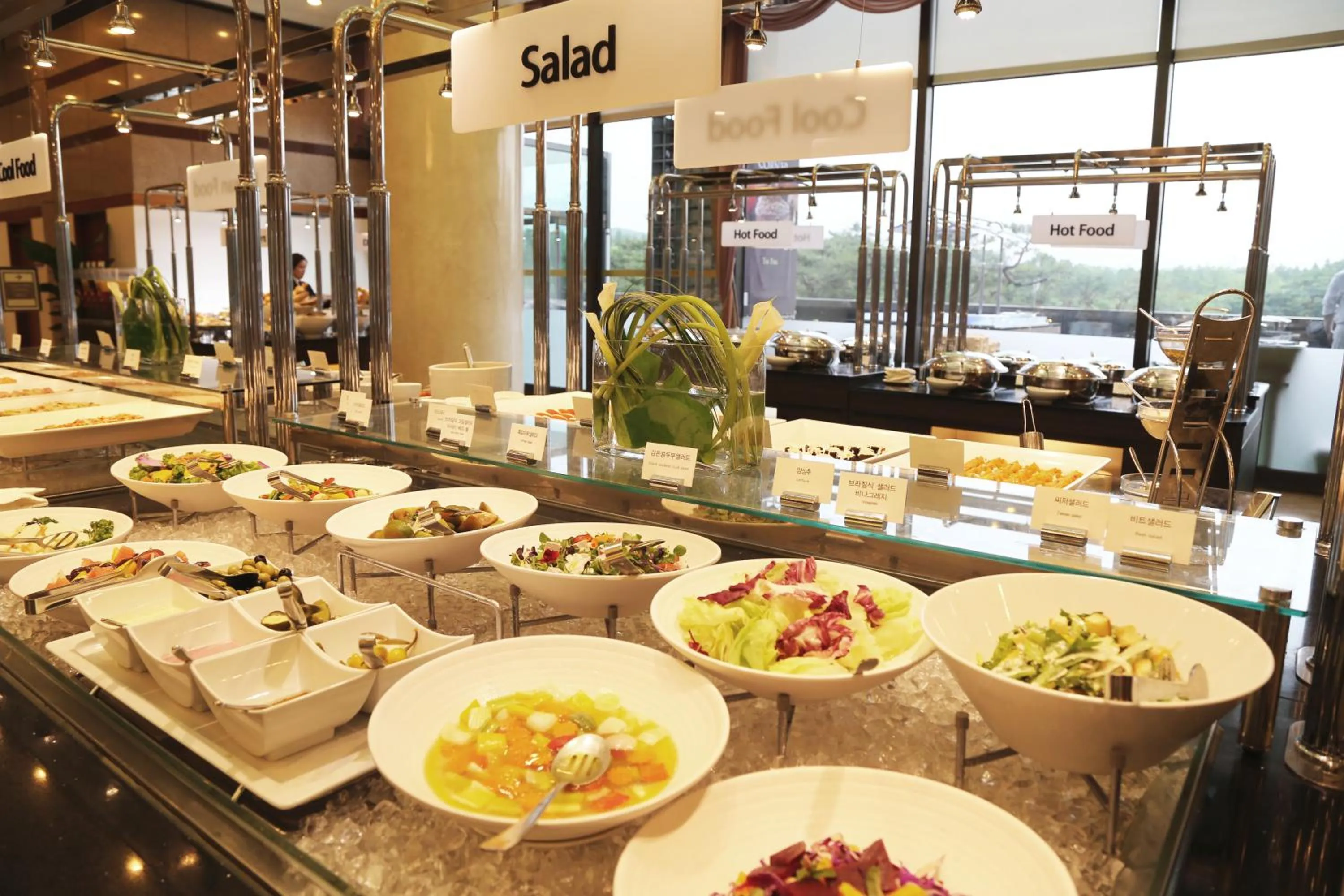 Restaurant/places to eat in The-K Hotel Seoul