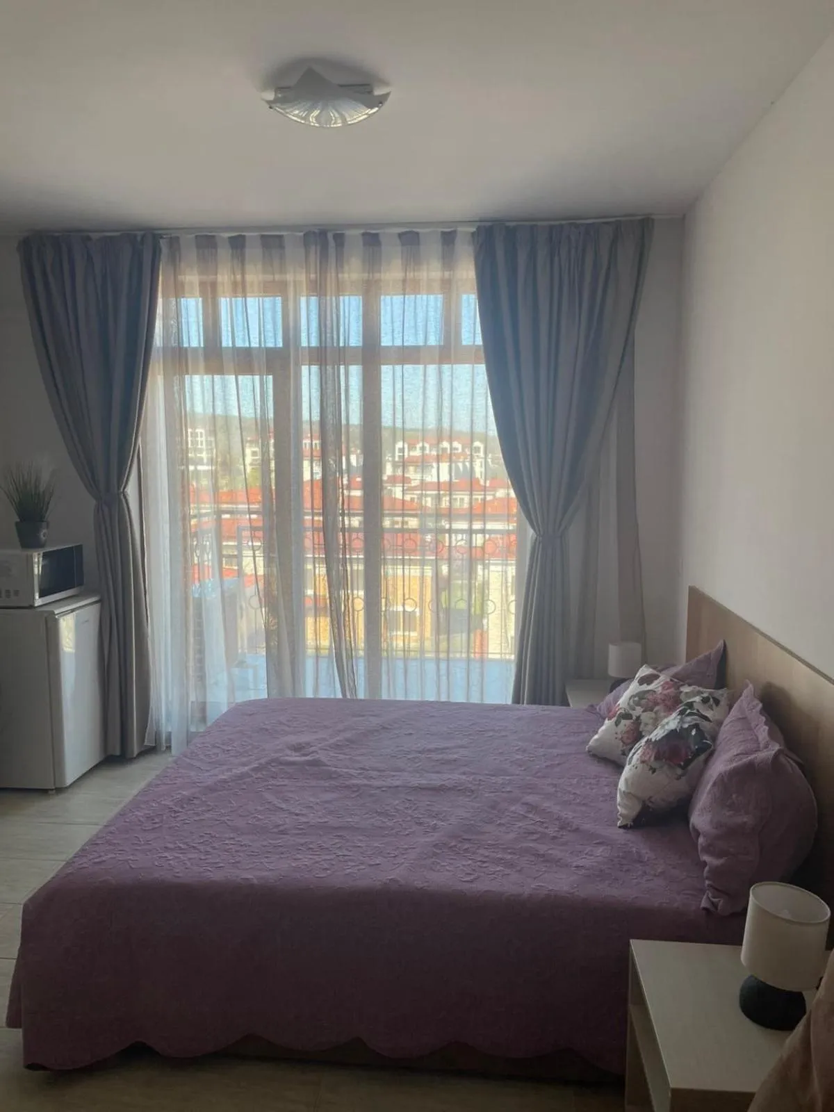 Bedroom in Green Life Private apartments