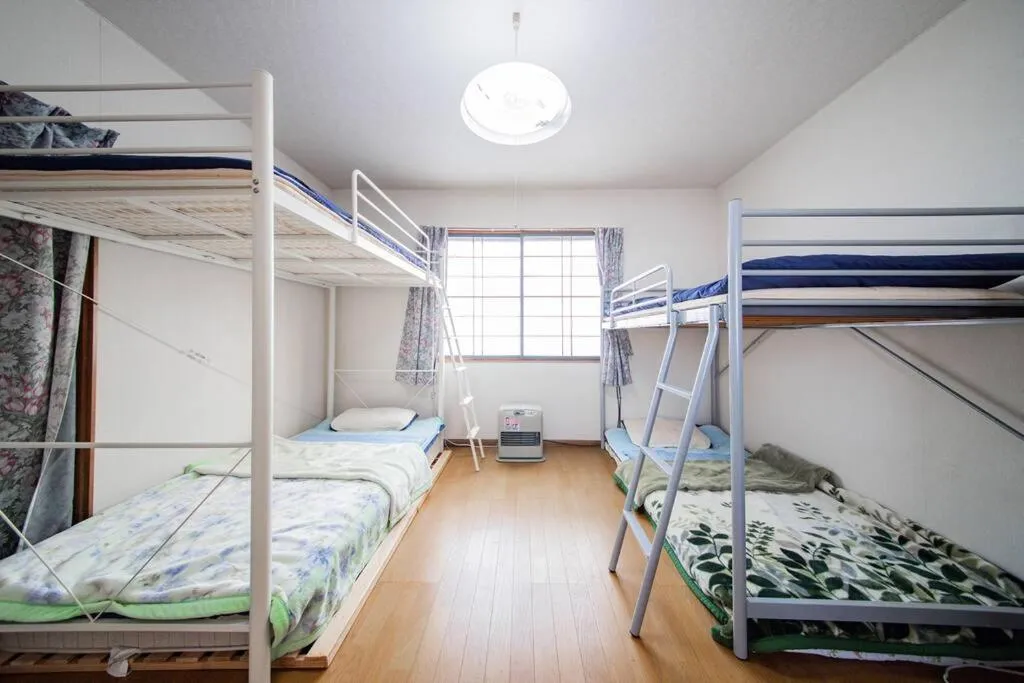 bunk bed, Bed in GUESTHOUSE CHIYOGAOKA