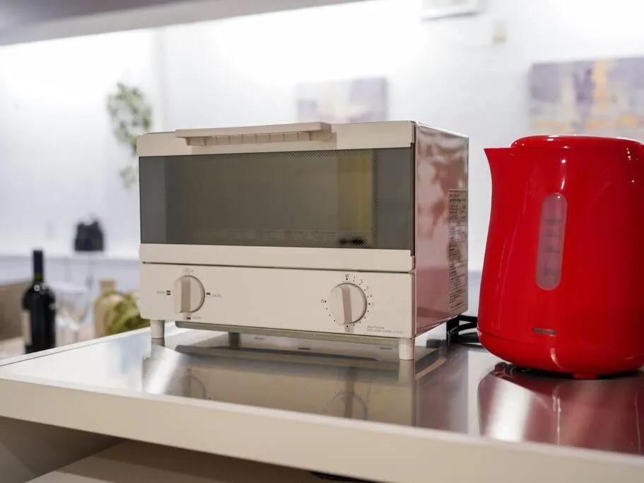 toaster in THE HARMONY