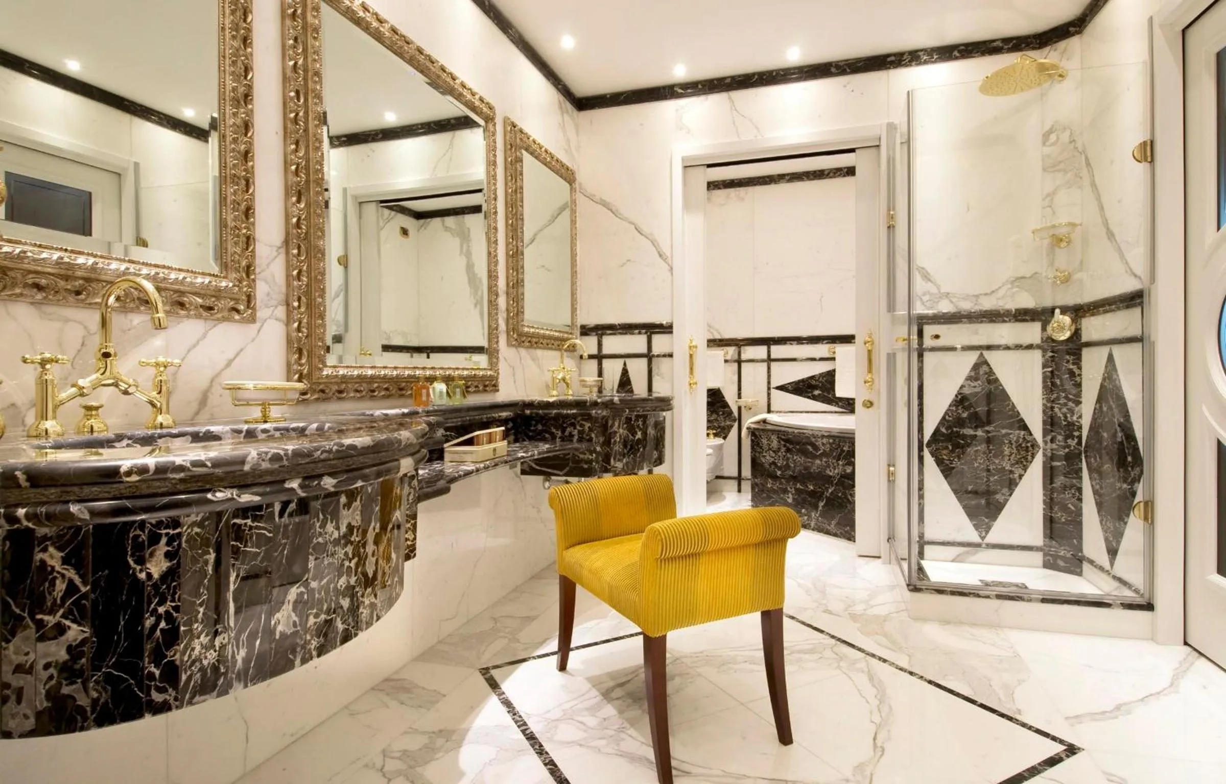 Bathroom in Hotel Splendid