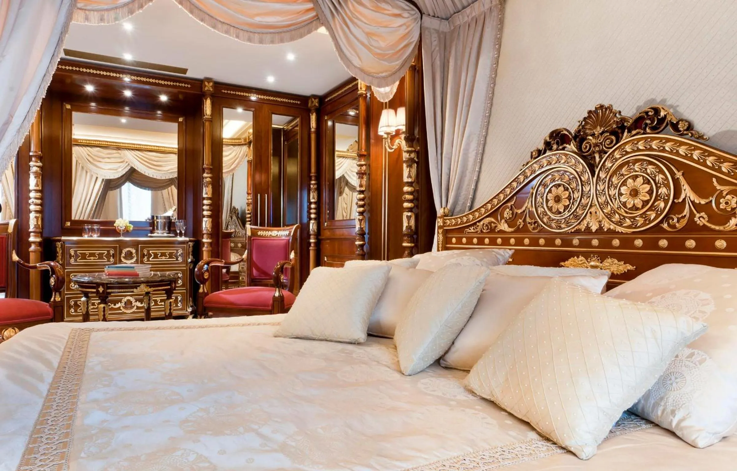 Photo of the whole room, Bed in Hotel Splendid