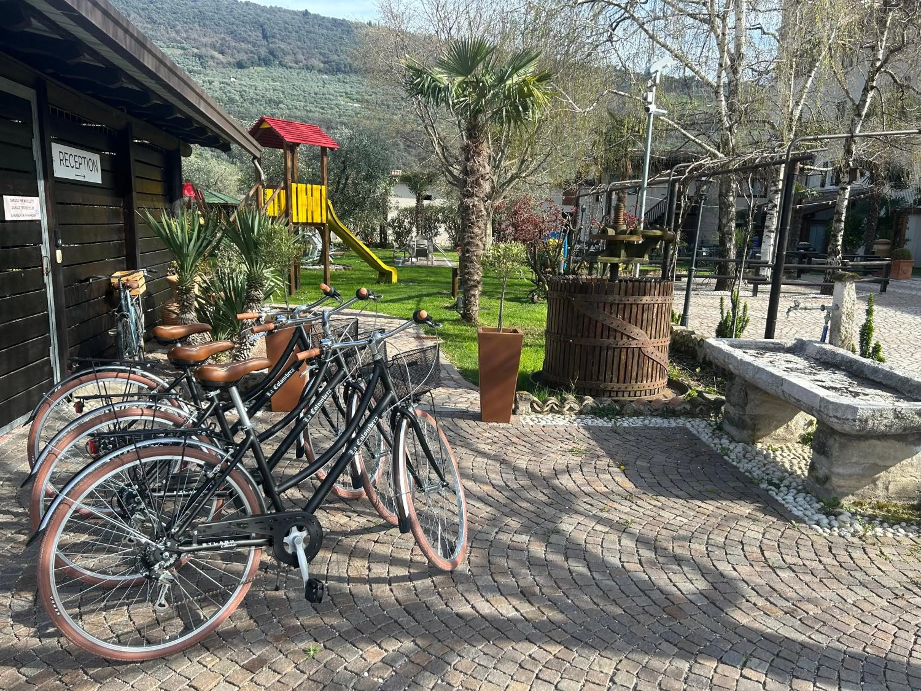 Cycling in Residence La Colombera
