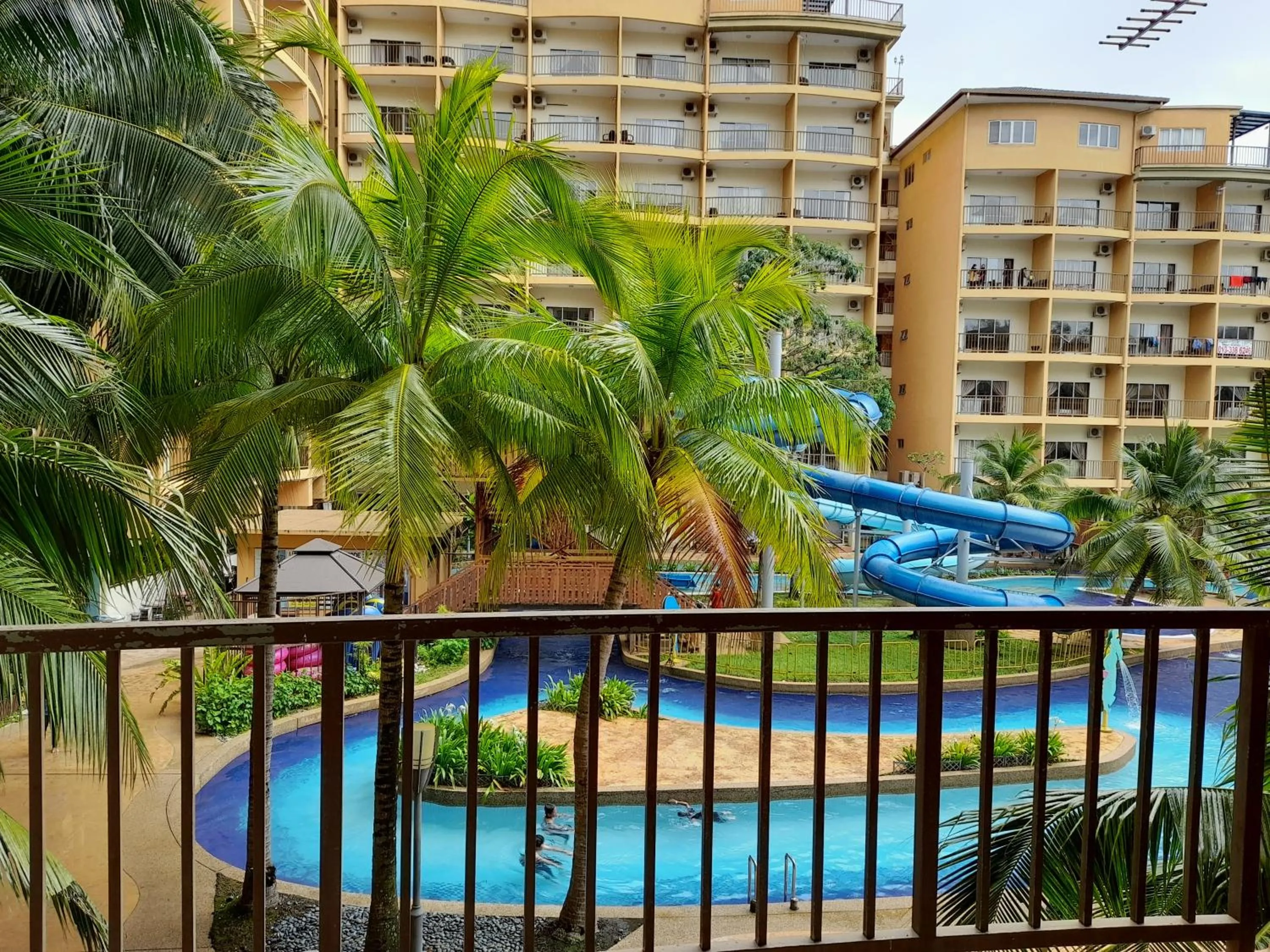 ccfd 5pax Gold Coast Morib Resort - Banting Sepang KLIA Tanjung Sepat