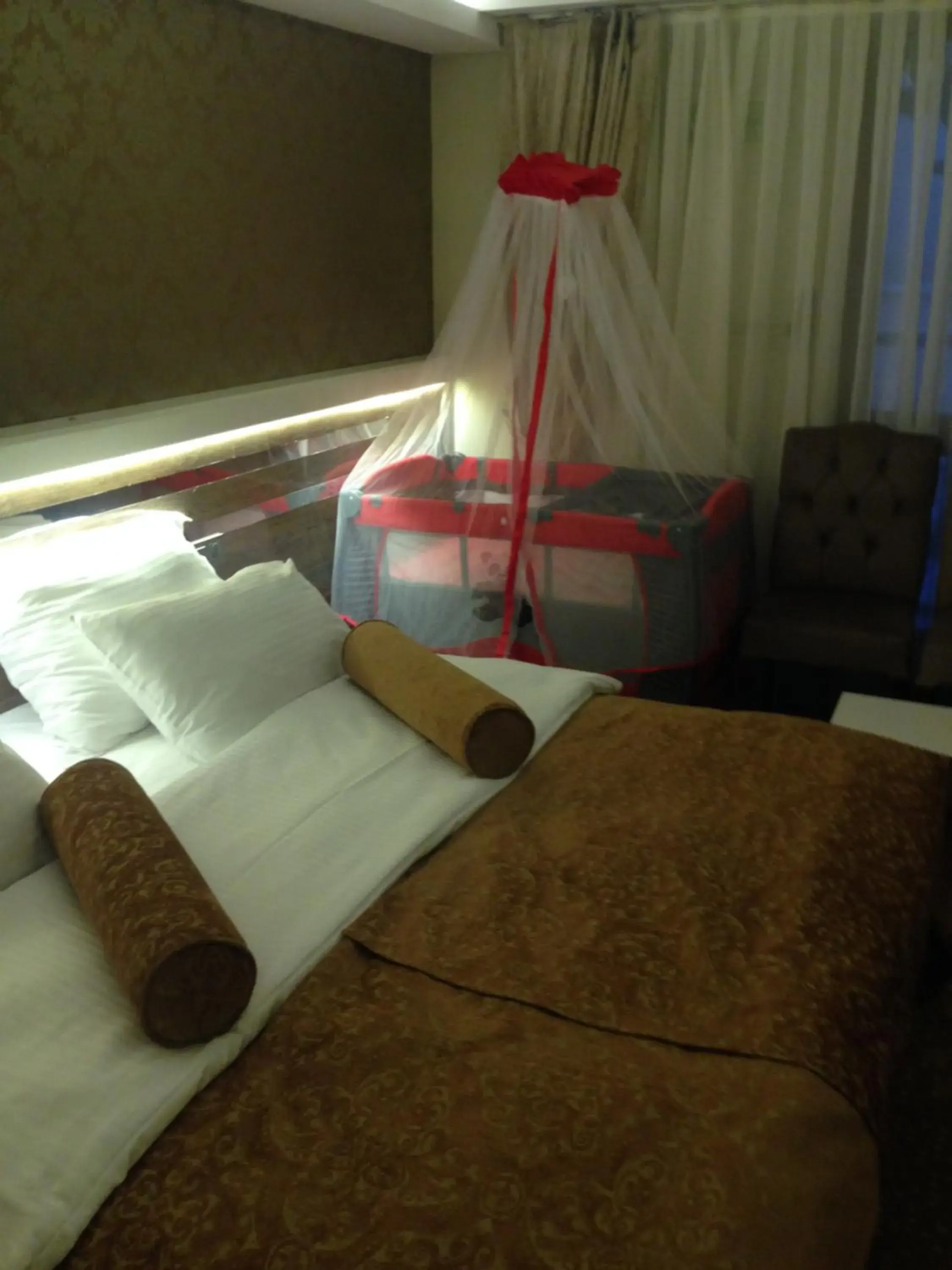 Bed in Golden Rain Hotel Old City Bed in Golden Rain Hotel Old City