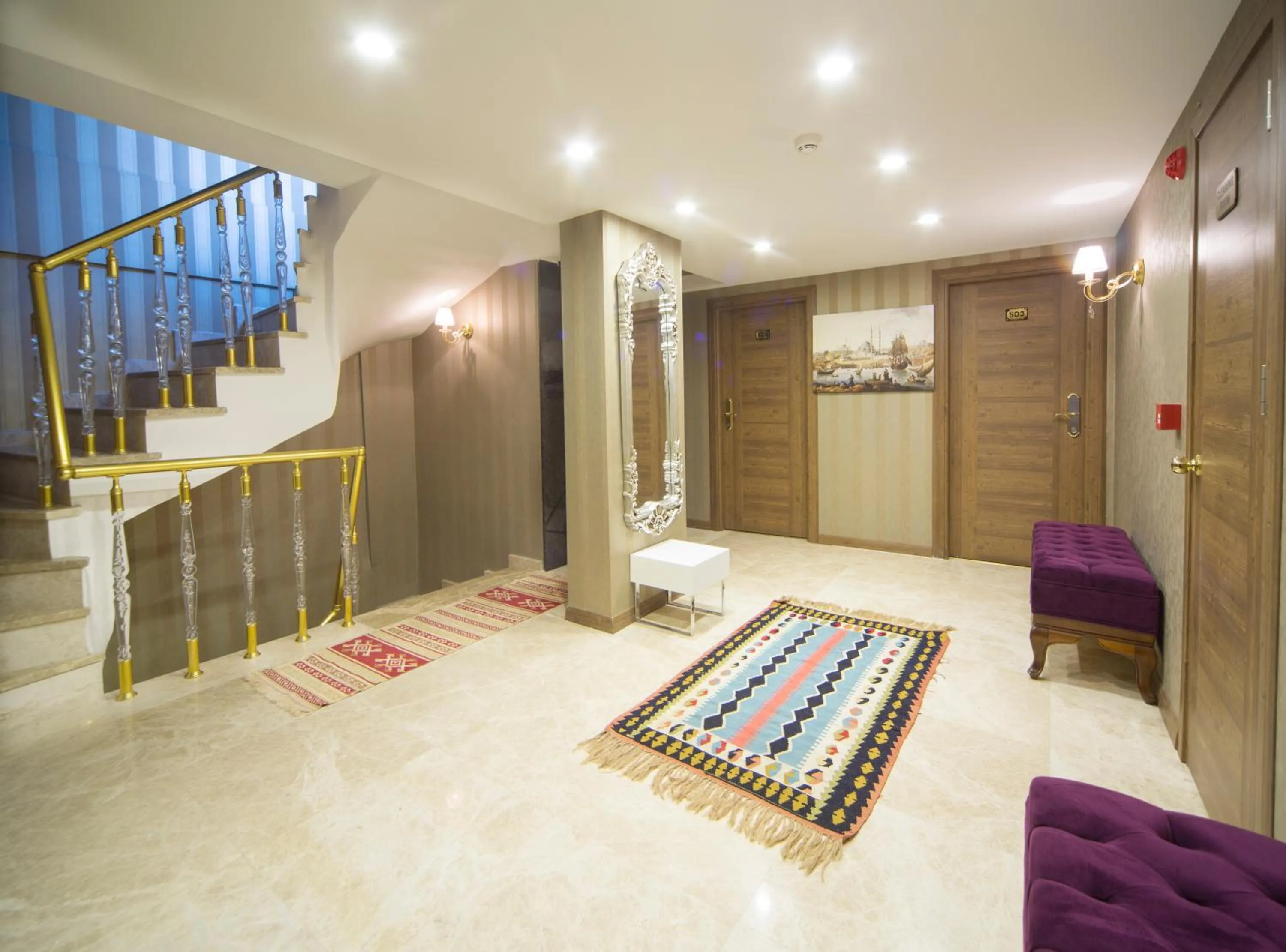 Other, Bed in Golden Rain Hotel Old City