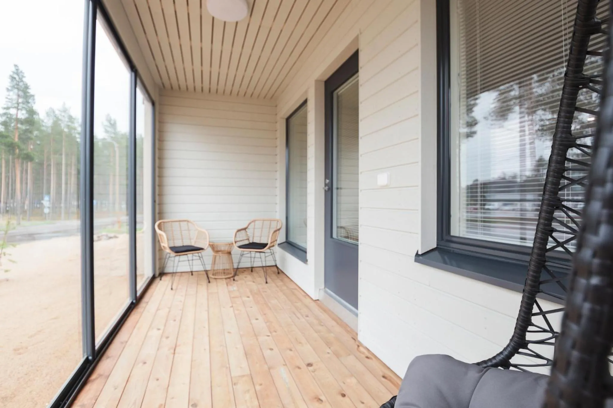 Balcony/Terrace in Tuomenkartano Apartments by Hiekka Booking