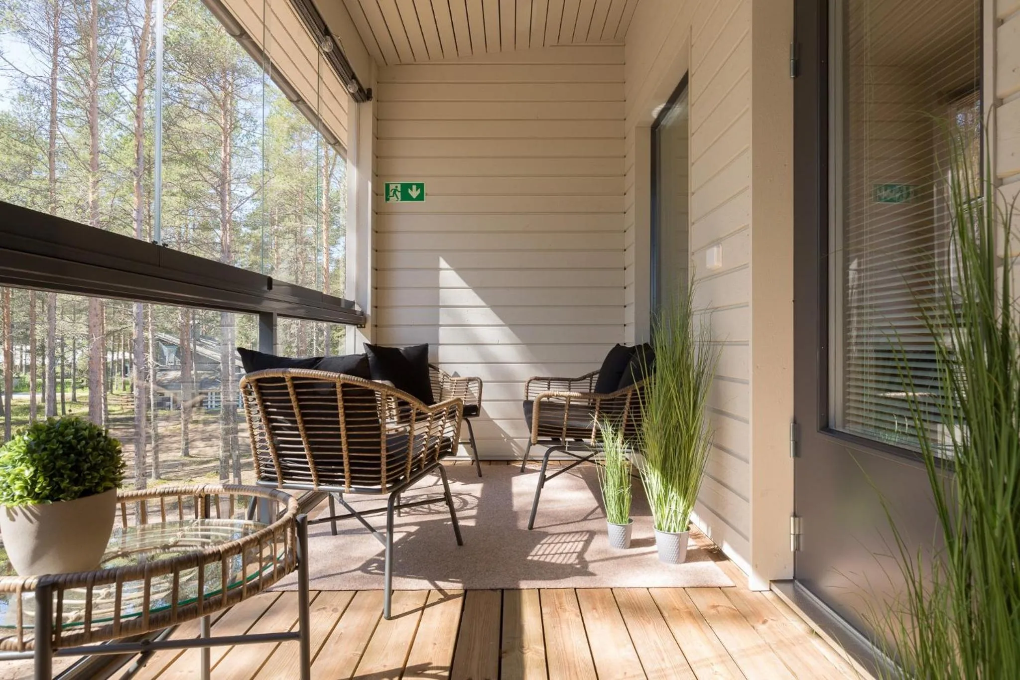 Balcony/Terrace in Tuomenkartano Apartments by Hiekka Booking