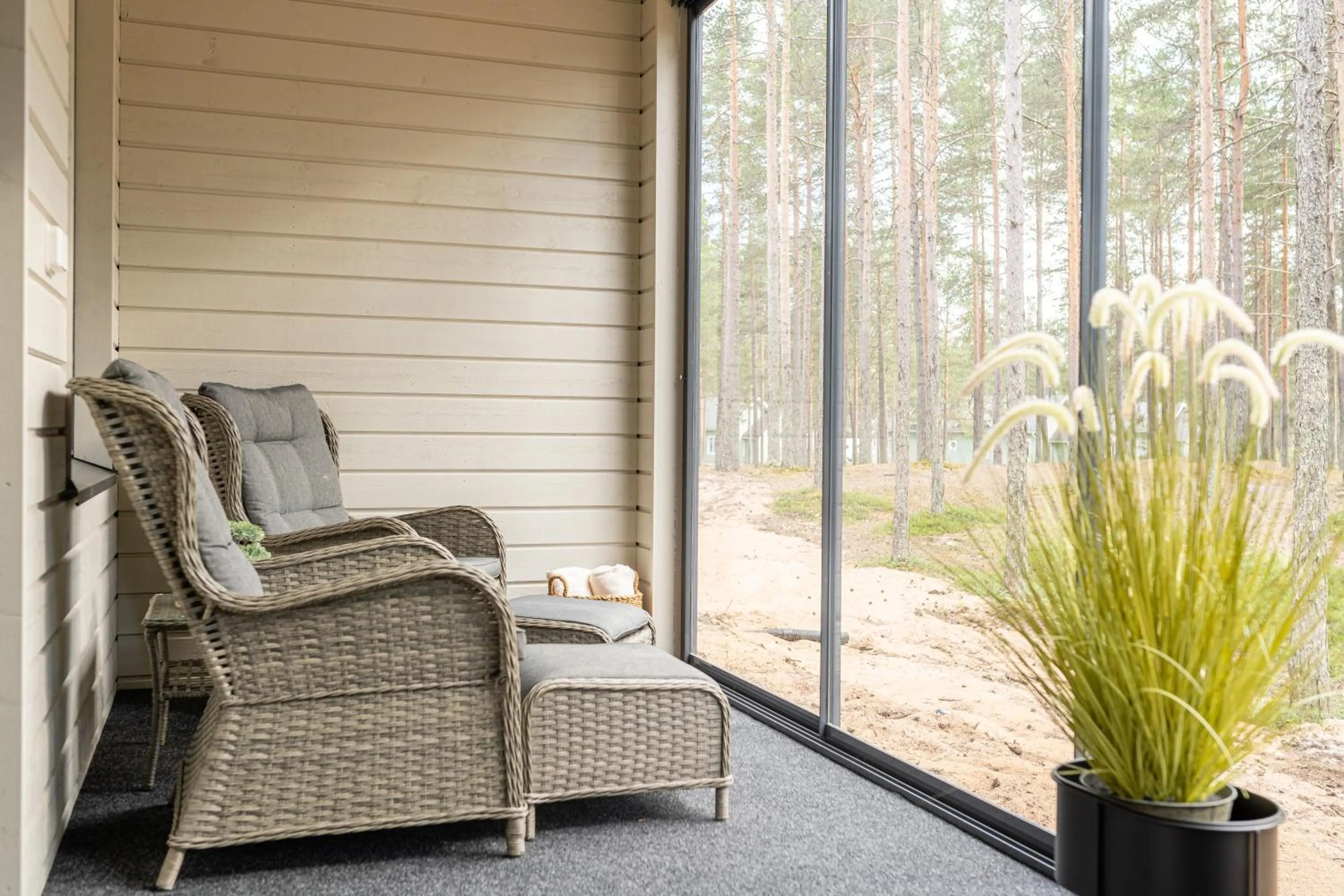 Patio in Tuomenkartano Apartments by Hiekka Booking