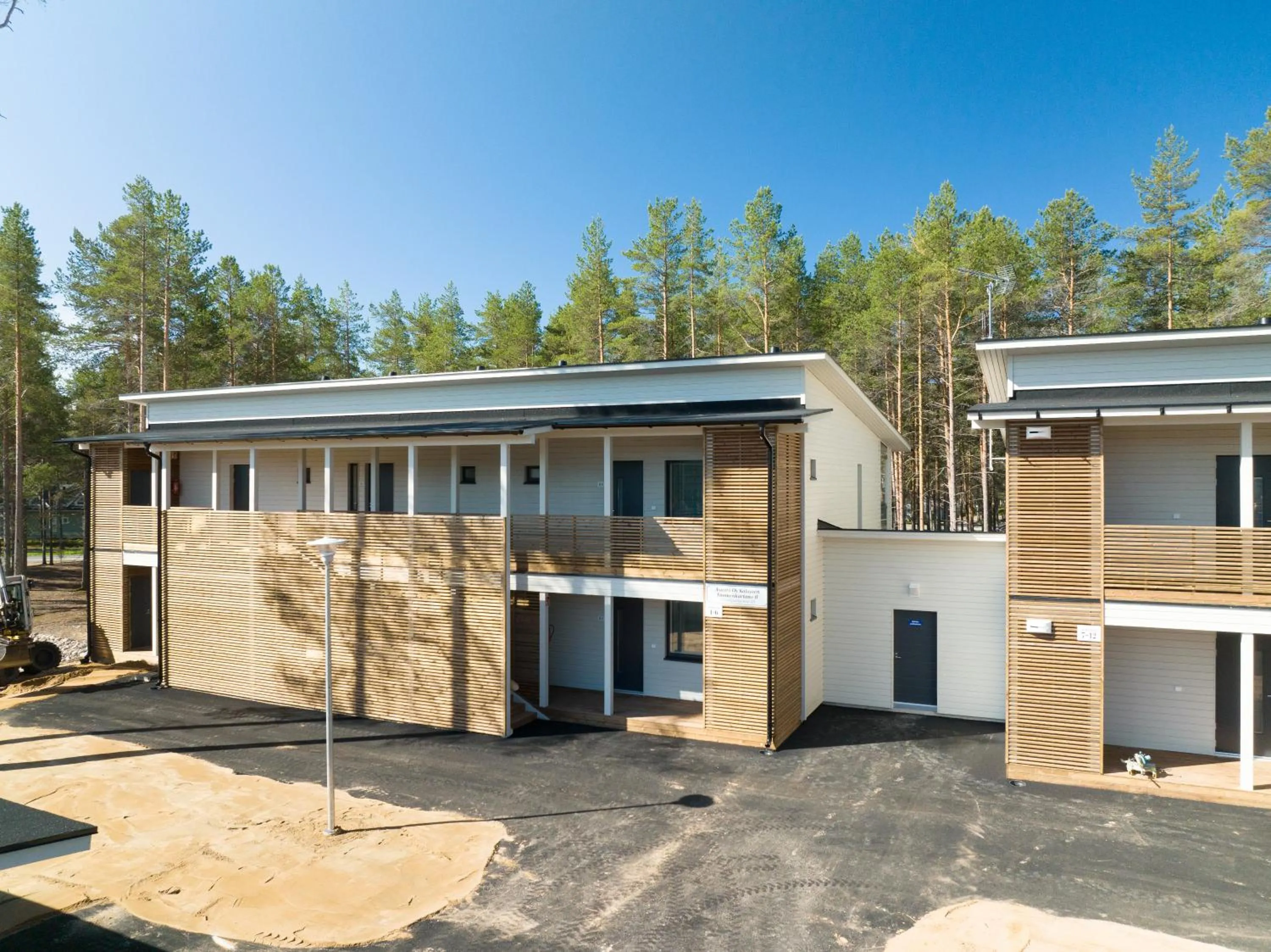 Property building in Tuomenkartano Apartments by Hiekka Booking