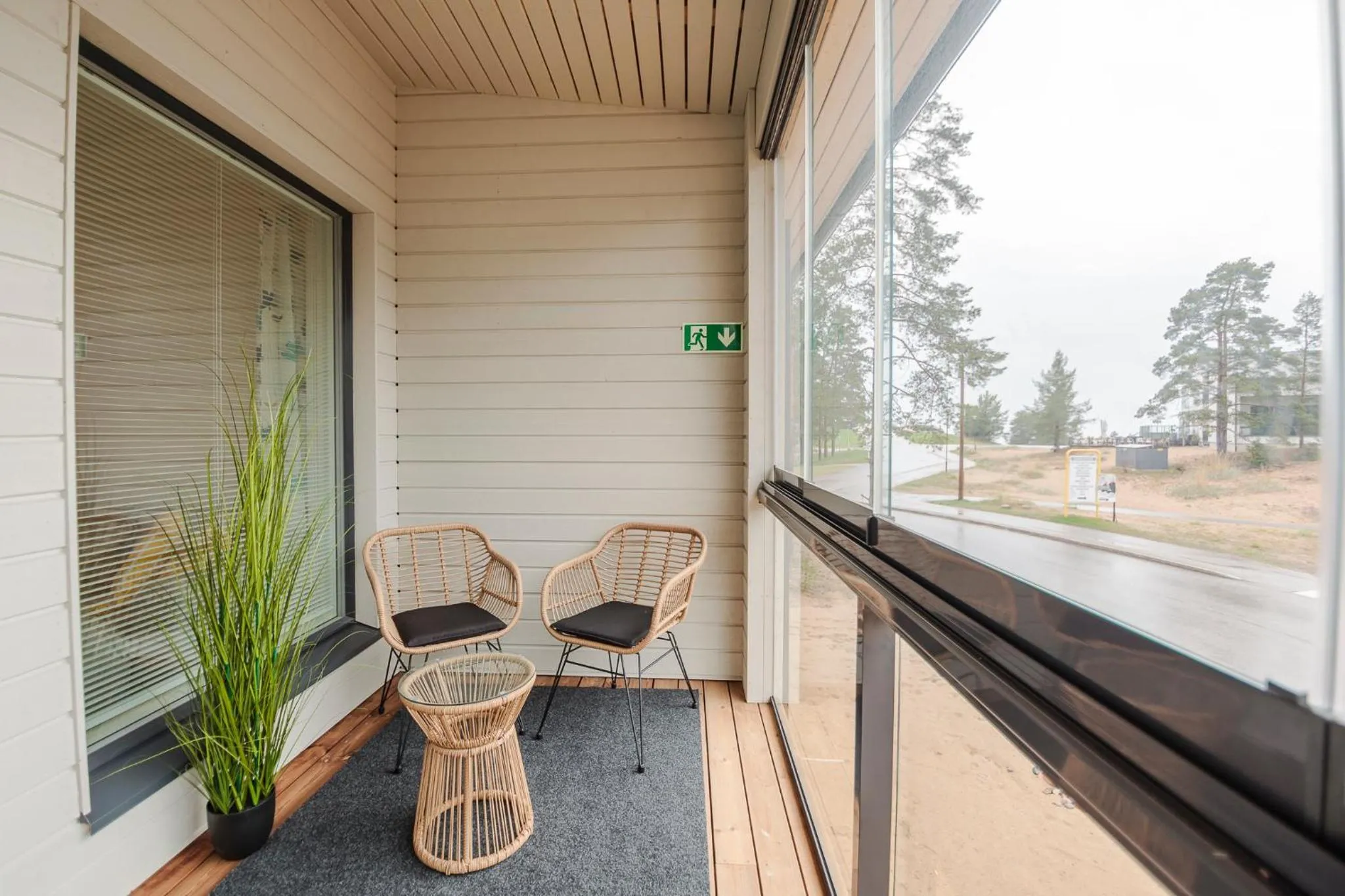 Balcony/Terrace in Tuomenkartano Apartments by Hiekka Booking