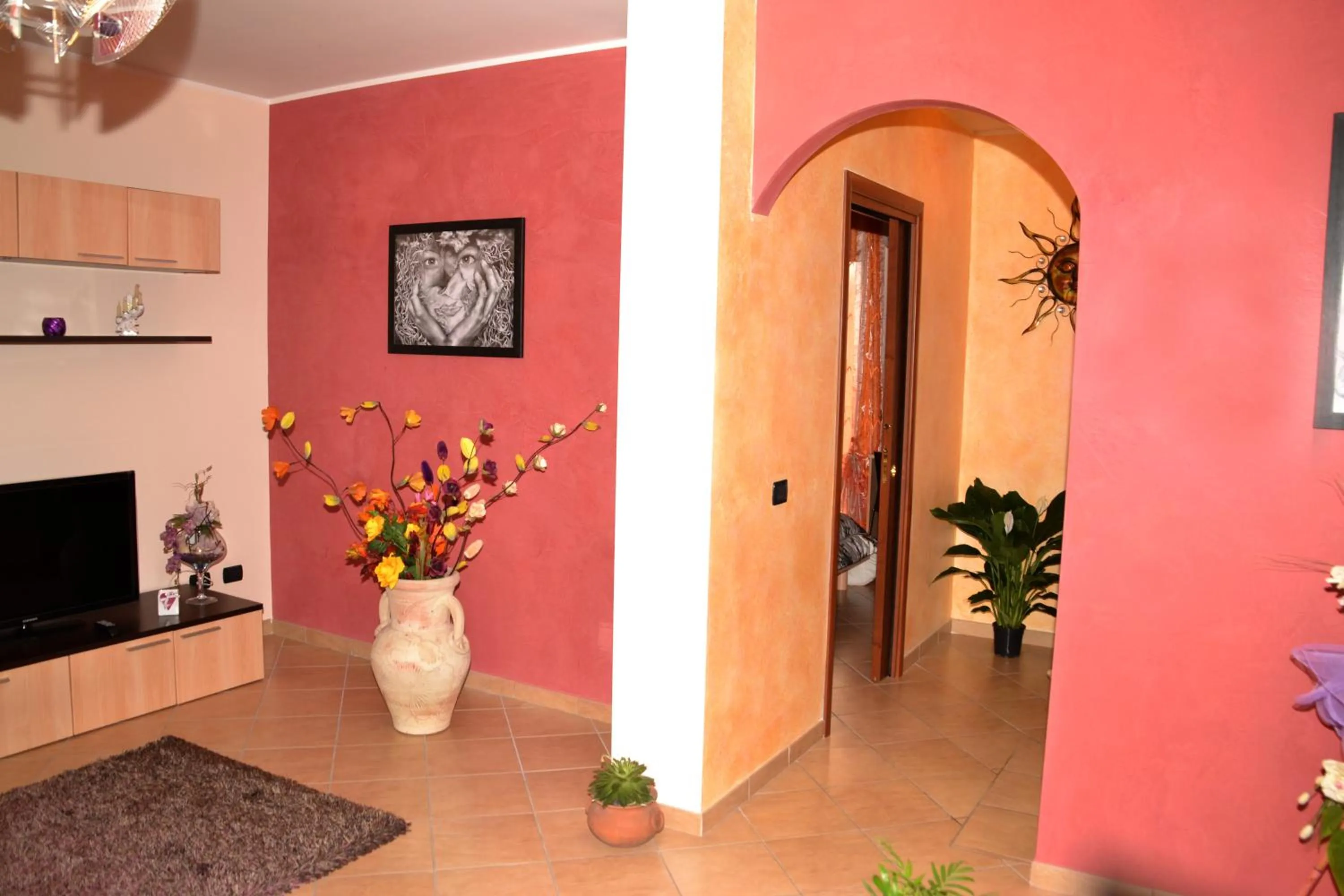 Decorative detail in La Baia del Lago