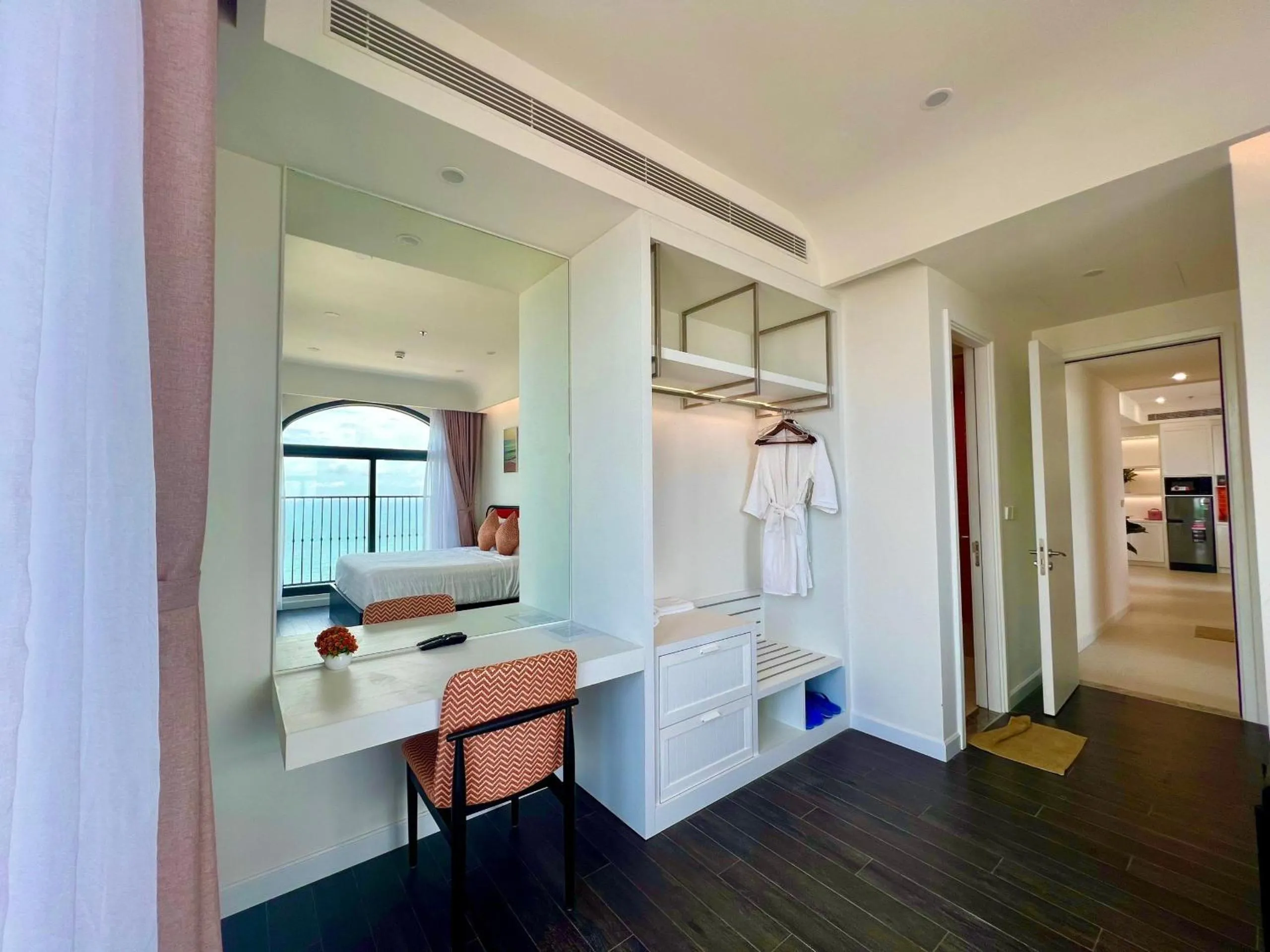 Dining area in Harry Phu Quoc Hotel 3