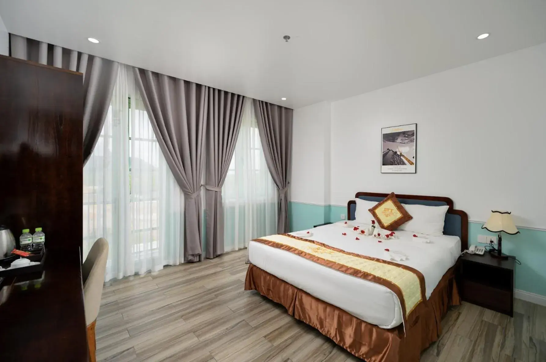 Bedroom, Bed in Harry Phu Quoc Hotel 3 Bedroom, Bed in Harry Phu Quoc Hotel 3