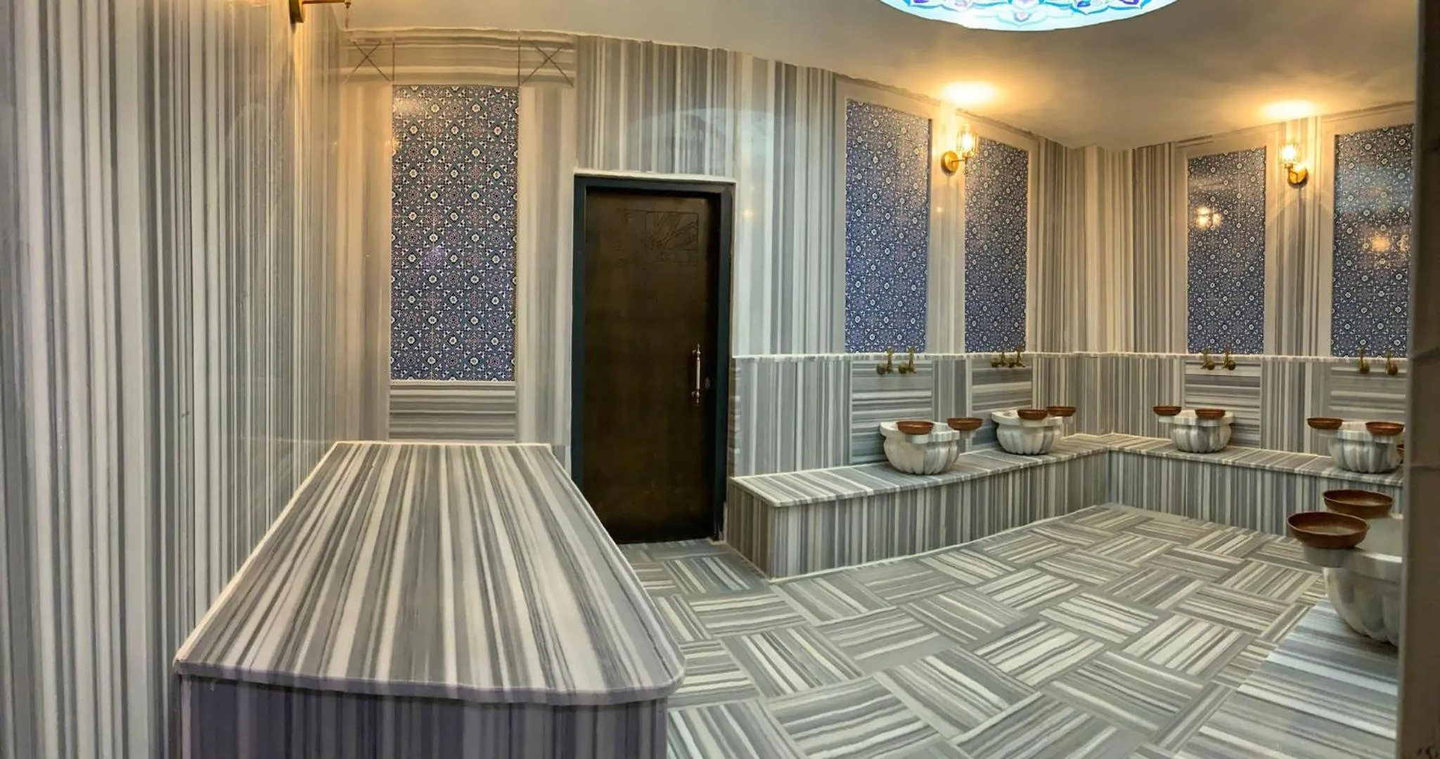 Public Bath in Mardiva Hotel