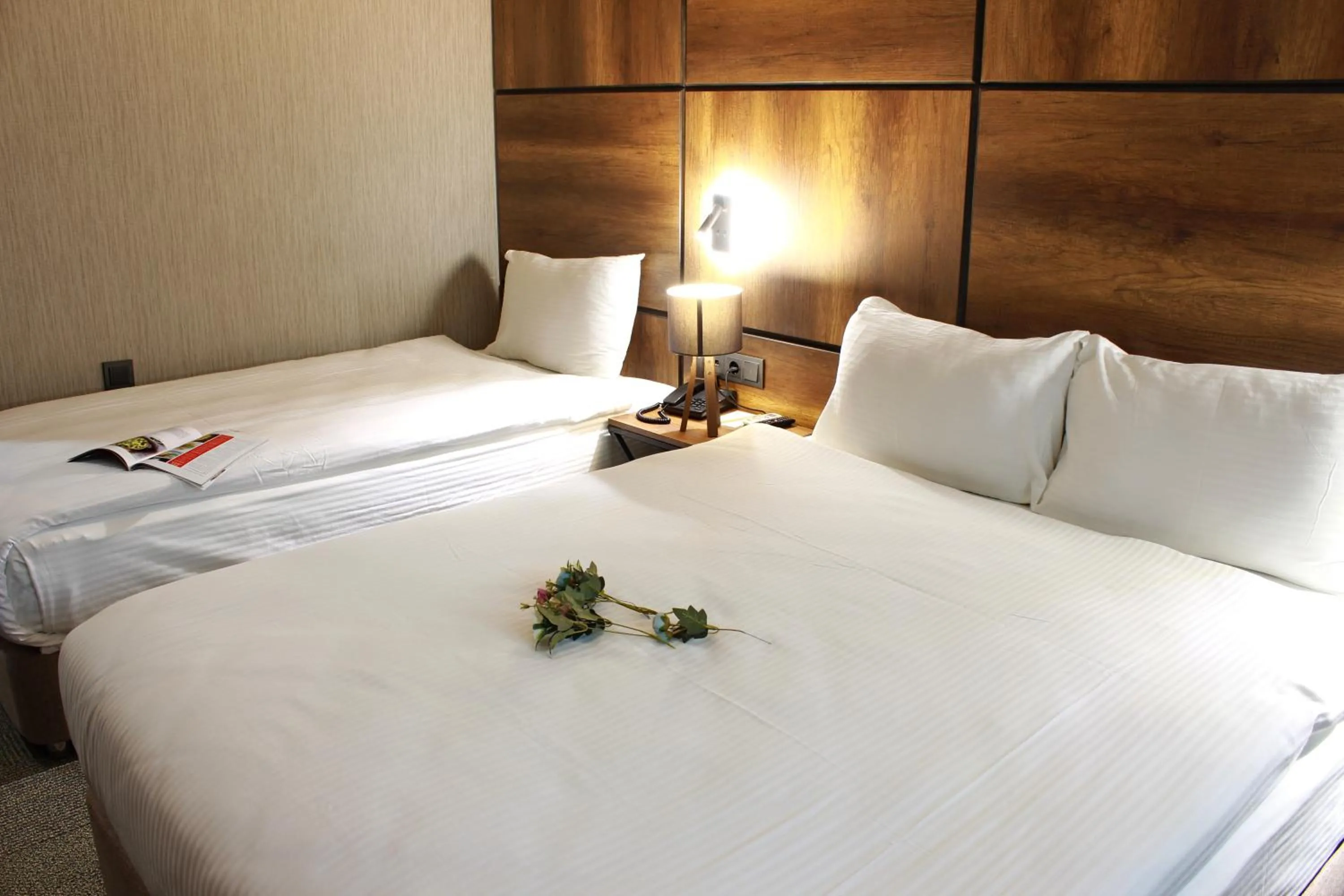 Bed in Mardiva Hotel