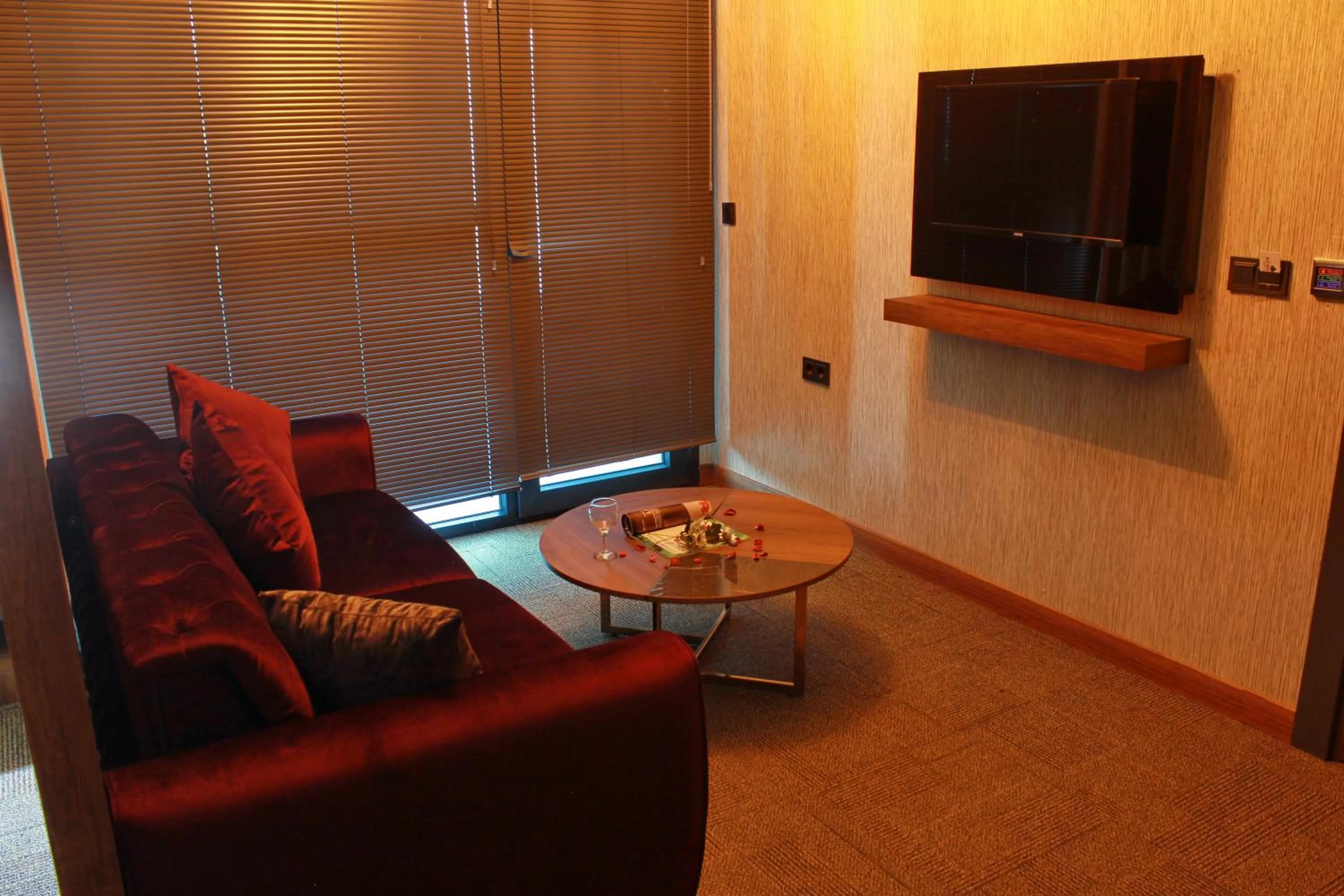 Living room in Mardiva Hotel