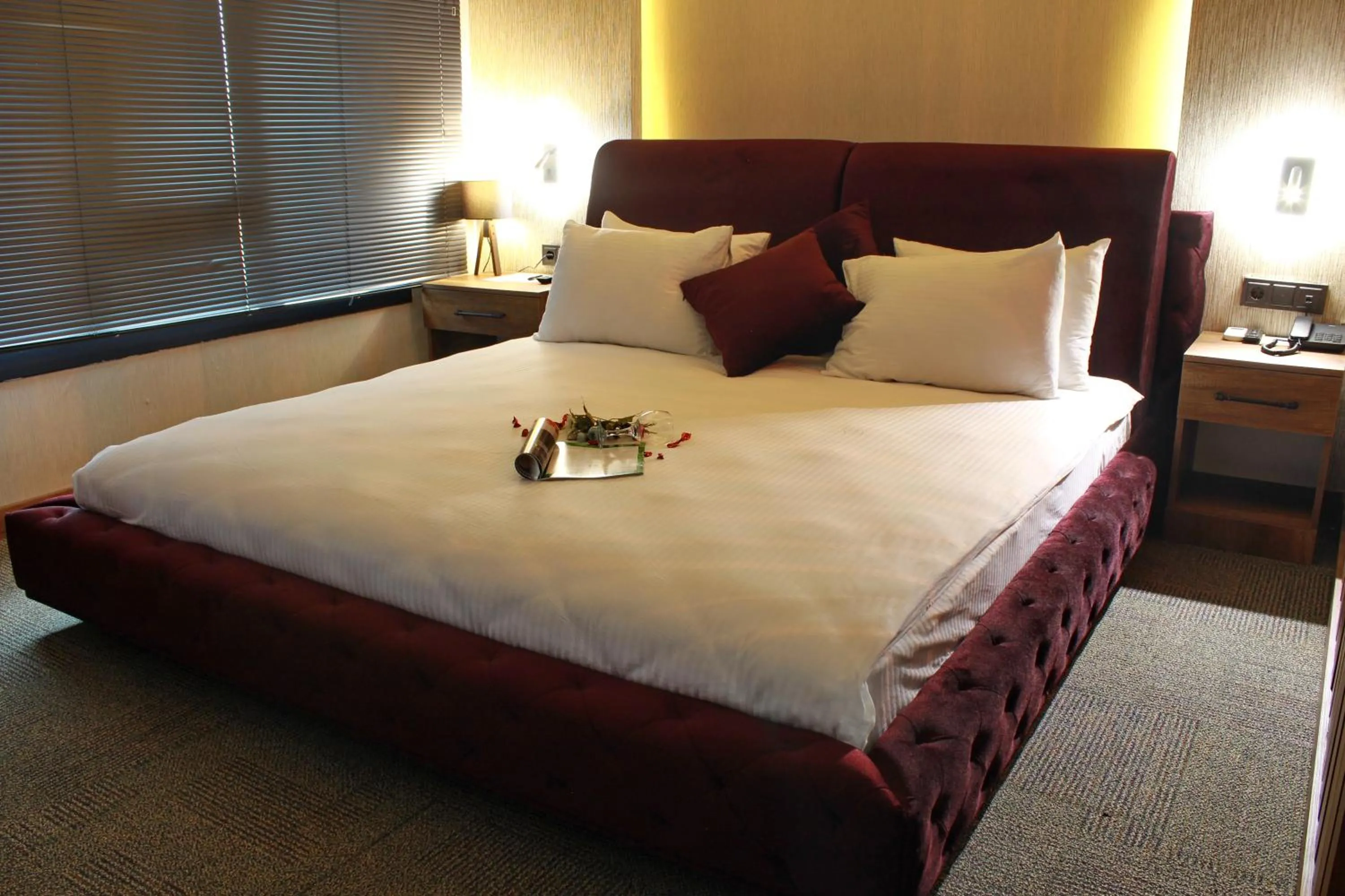 Bed in Mardiva Hotel