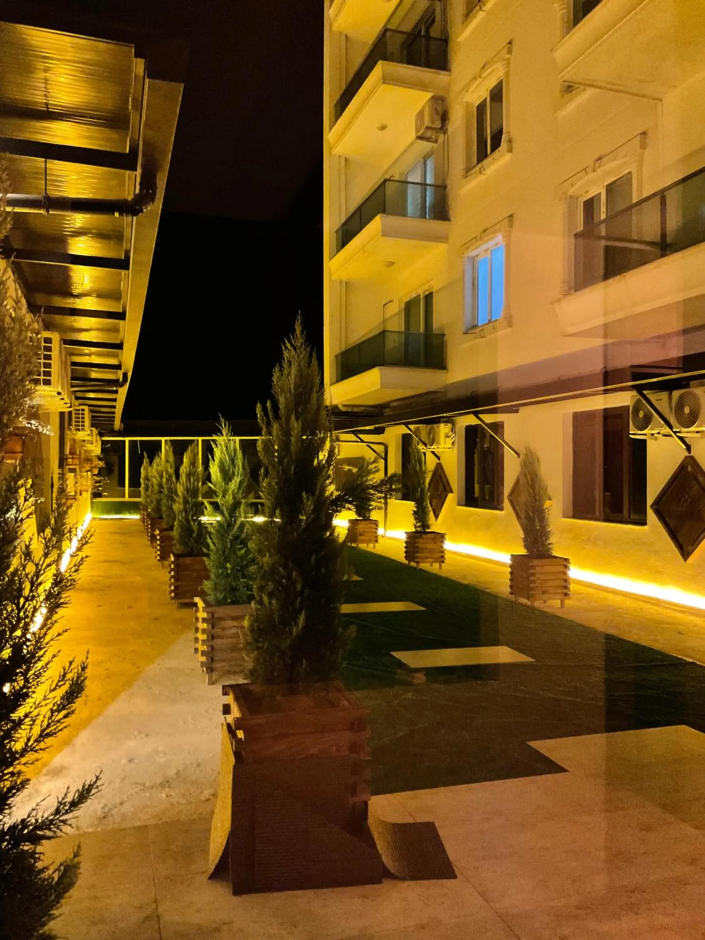 Mardiva Hotel